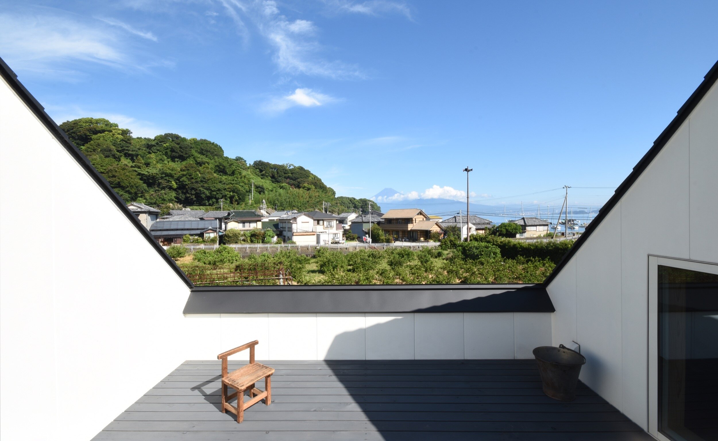 koizumi-studio-house-in-nishiura-interior-design-magazine-idreit-166-1ks.jpg
