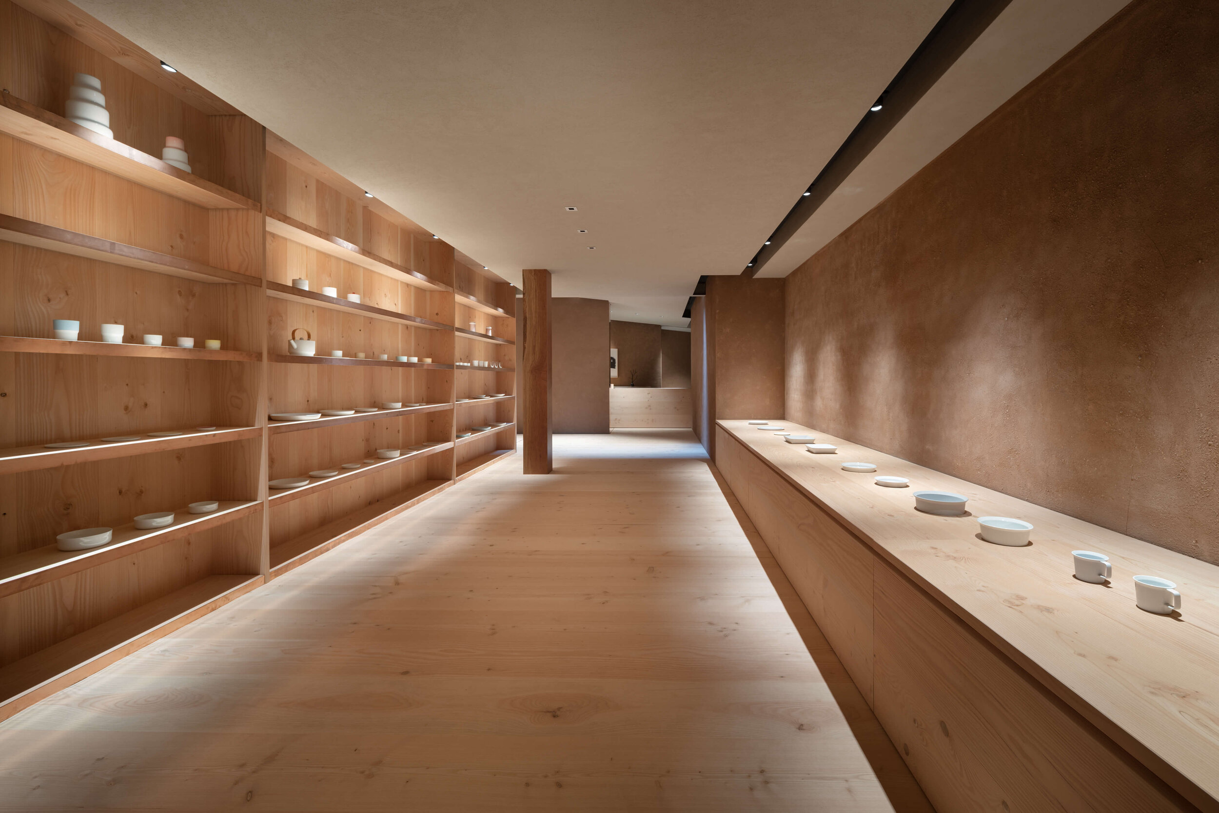  Teruhiro Yanagihara Studio has designed sophisticated interior for 1616/arita japan showroom in Arita, Japan. 