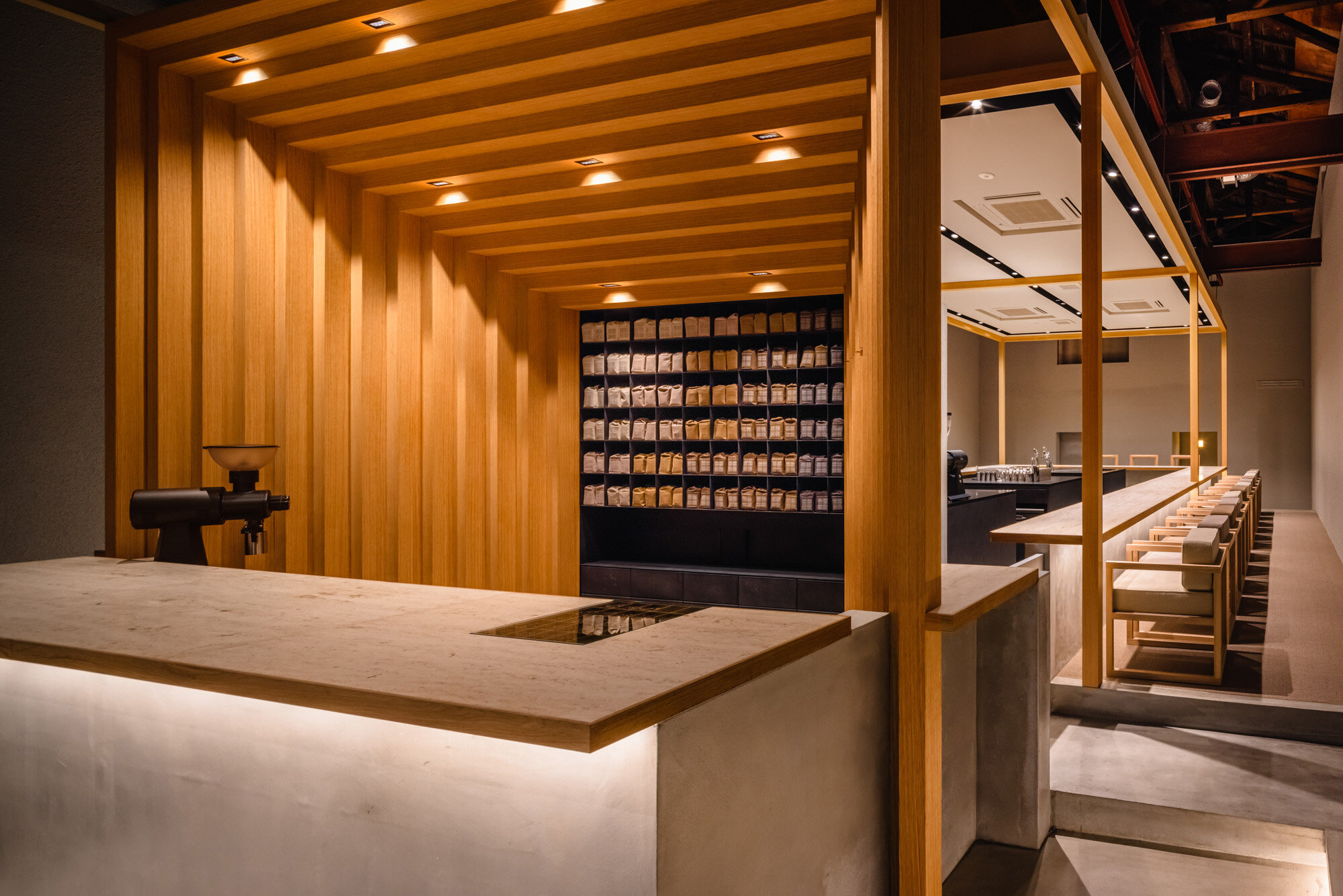 14sd-koffee-mameya-kakeru-interior-design-magazine-idreit-8679.jpg