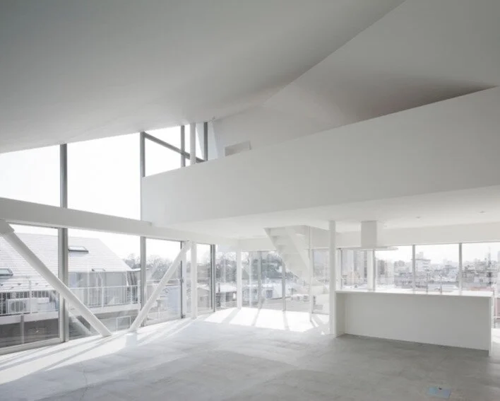 【デザイナー求人】建築家の高橋将章さん率いる建築設計事務所 tentplant が、設計スタッフ（実務経験者・新卒）を募集中！⠀⠀⠀⠀⠀⠀⠀⠀⠀
⠀⠀⠀⠀⠀⠀⠀⠀⠀
同社は「ワクワクする場所づくり」をコンセプトに、2011年に設立された建築設計事務所。2017年にはギャラリー「gallery tentplant」を開設し、現在は、空間デザインの仕事と、ギャラリー運営の2本の軸で活動中です。詳細はこちらの記事をご覧ください。⠀⠀⠀⠀⠀⠀⠀⠀⠀
⠀⠀⠀⠀⠀⠀⠀⠀⠀
Discover more on 