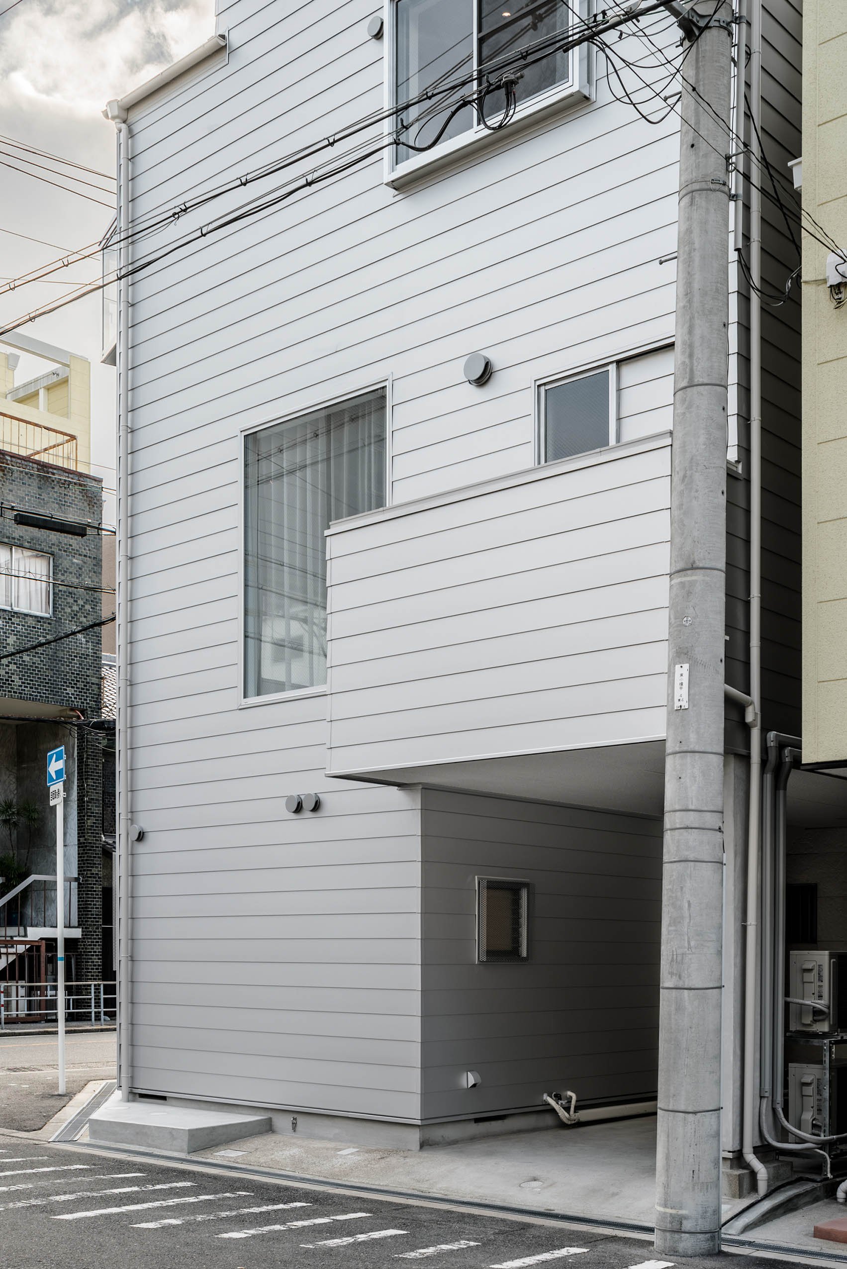reiichi-ikeda-design-house-in-tamatsukuri-interior-design-magazine-idreit-061-.jpg