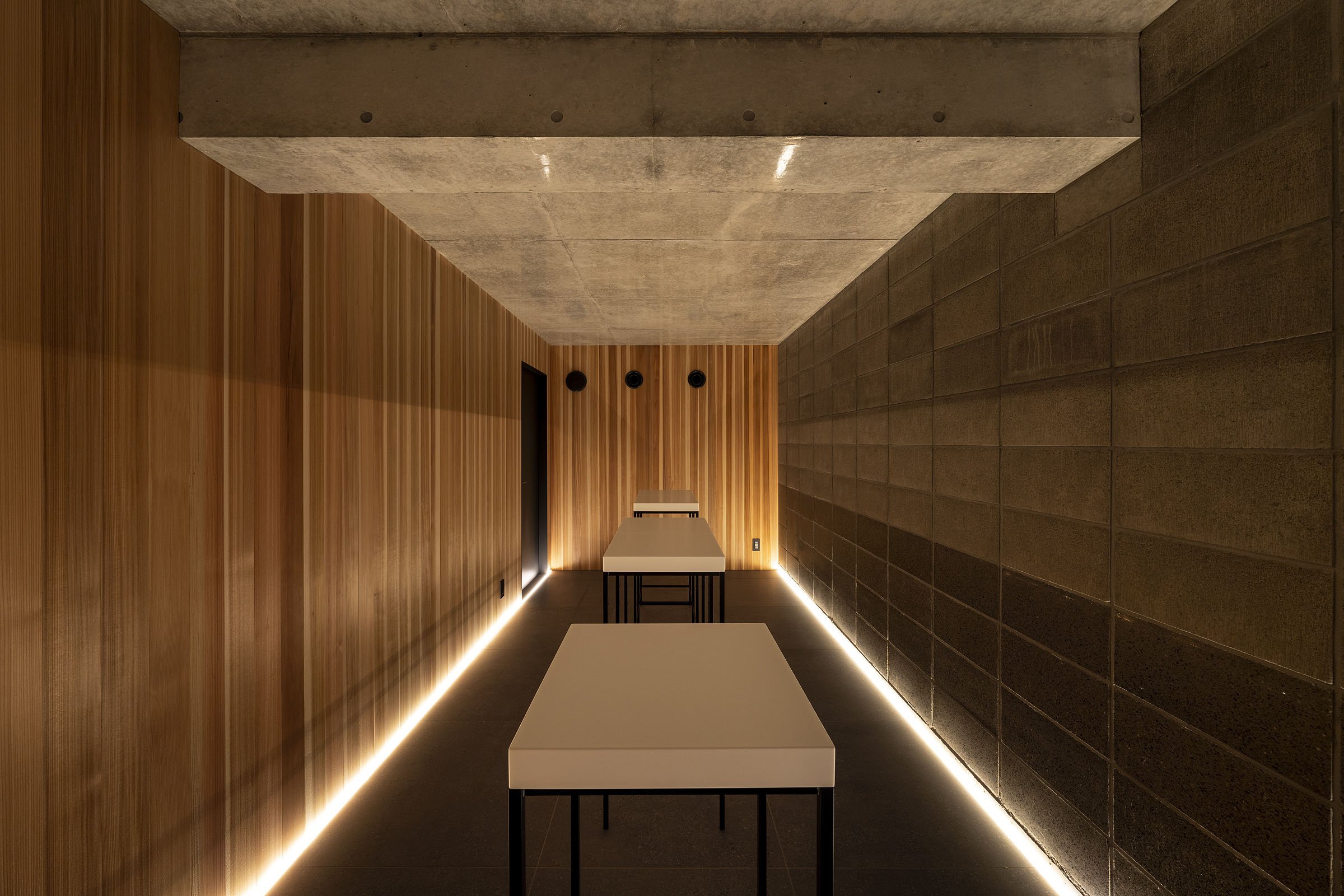 cafe-co-yoshiyuki-morii-koujin-gallery-8324-interior-design-magazine-idreit.jpg