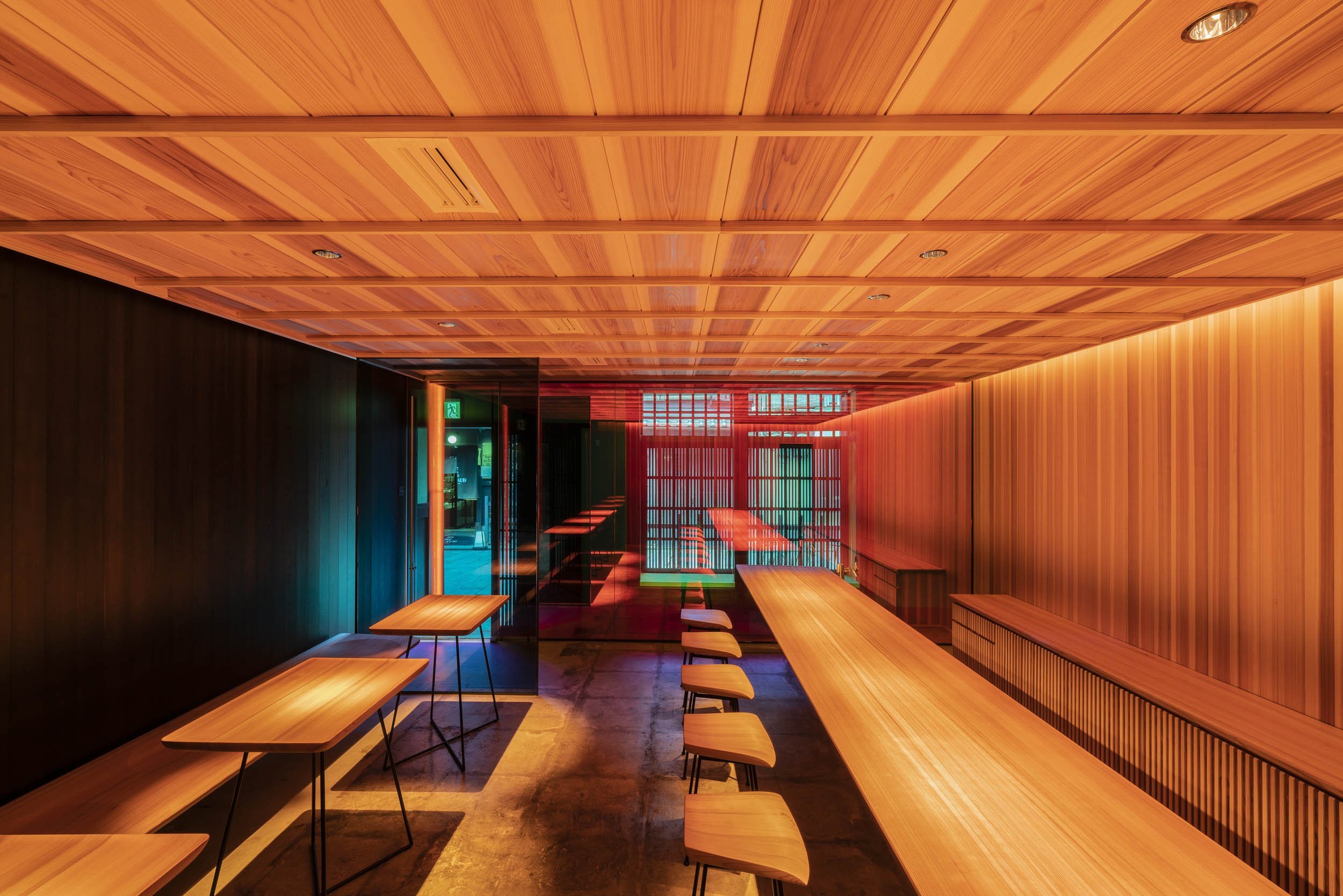  cafe co. （カフェ）の森井良幸がインテリアデザインを手掛けた京都・祗園のUSAGIYA Kyoto 