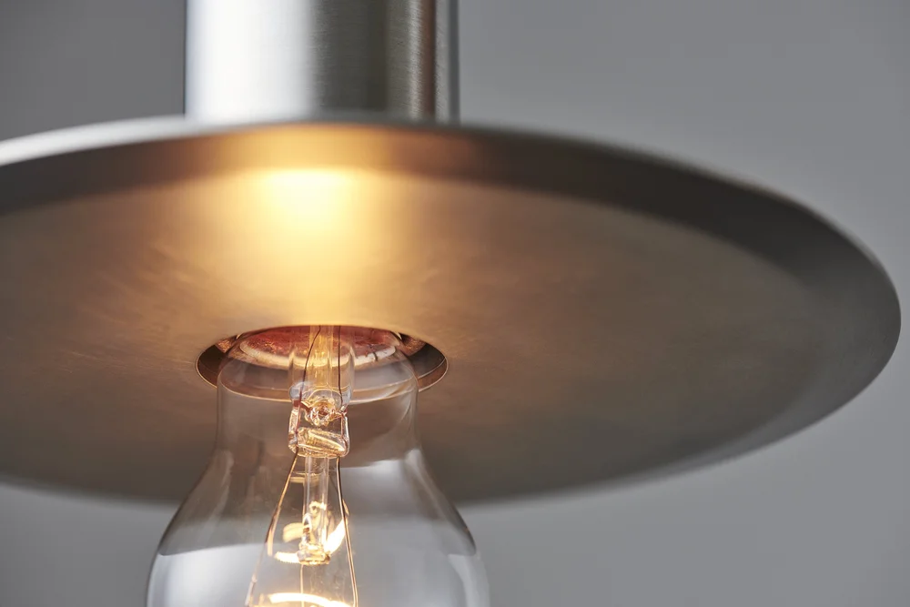 NEW LIGHT POTTERYのペンダント照明の限定モデル「Bullet tin 