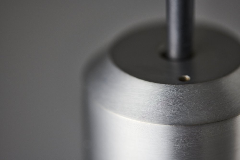 NEW LIGHT POTTERYのペンダント照明の限定モデル「Bullet tin 