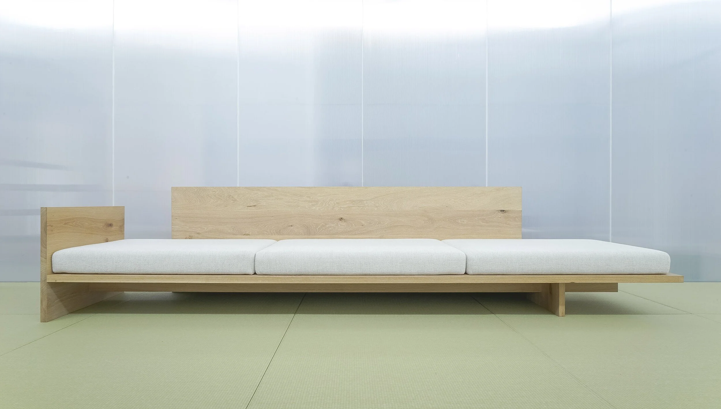  2id Architectsの岡田宰がデザインしたソファ DDD SOFAの全体 