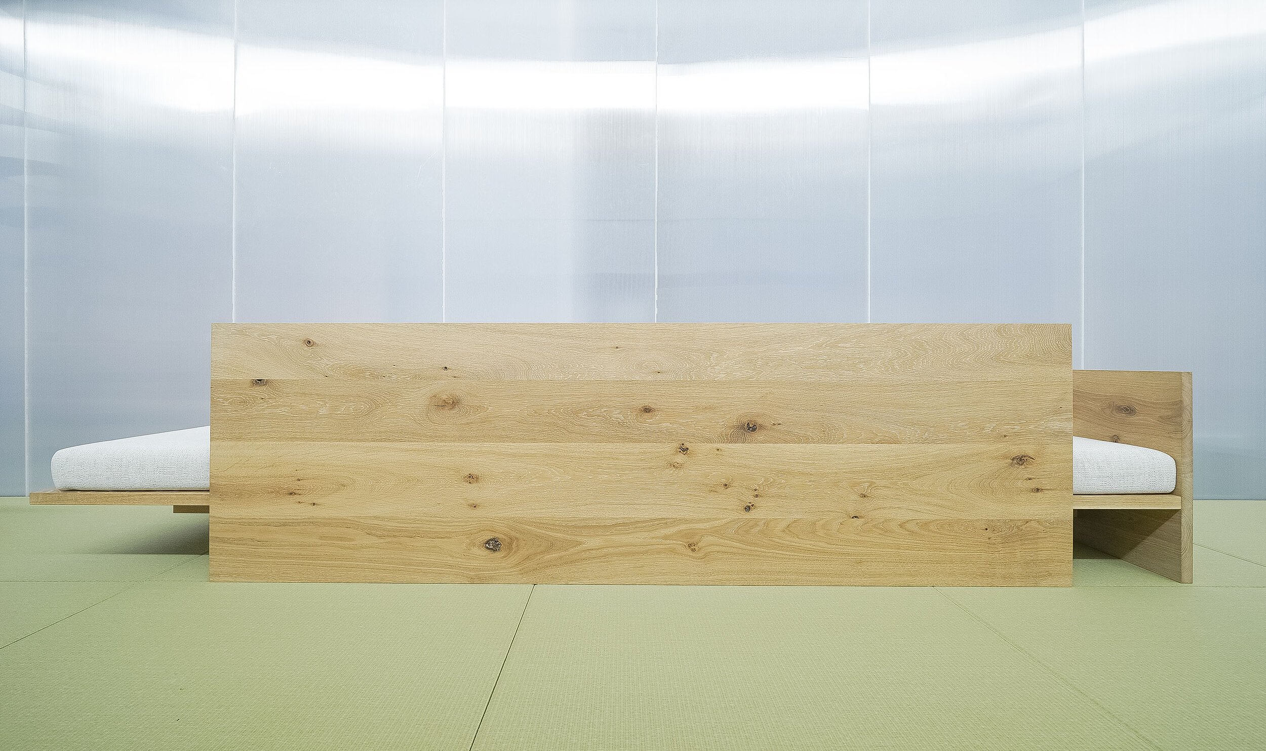  2id Architectsの岡田宰がデザインしたソファ DDD SOFA全体を背面から見る 