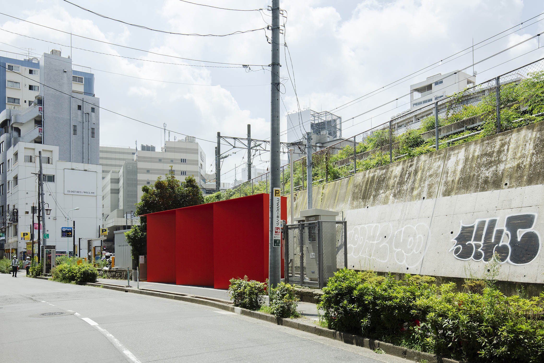  location and facade design of triangle, designed by Nao Tamura 