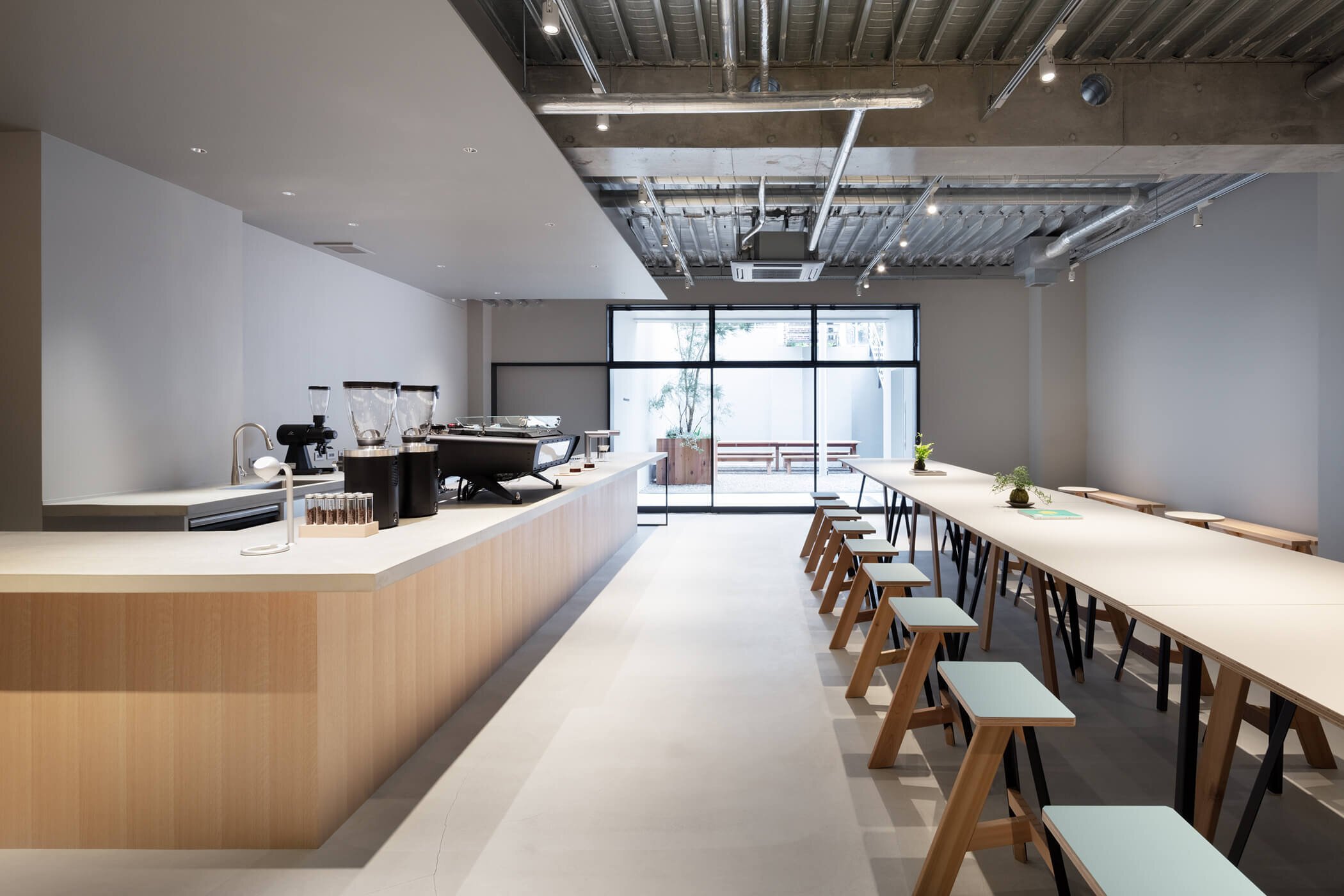 keiji-ashizawa-design-dotcom-space-tokyo-japan-cafe-interior-design-idreit-113.jpg