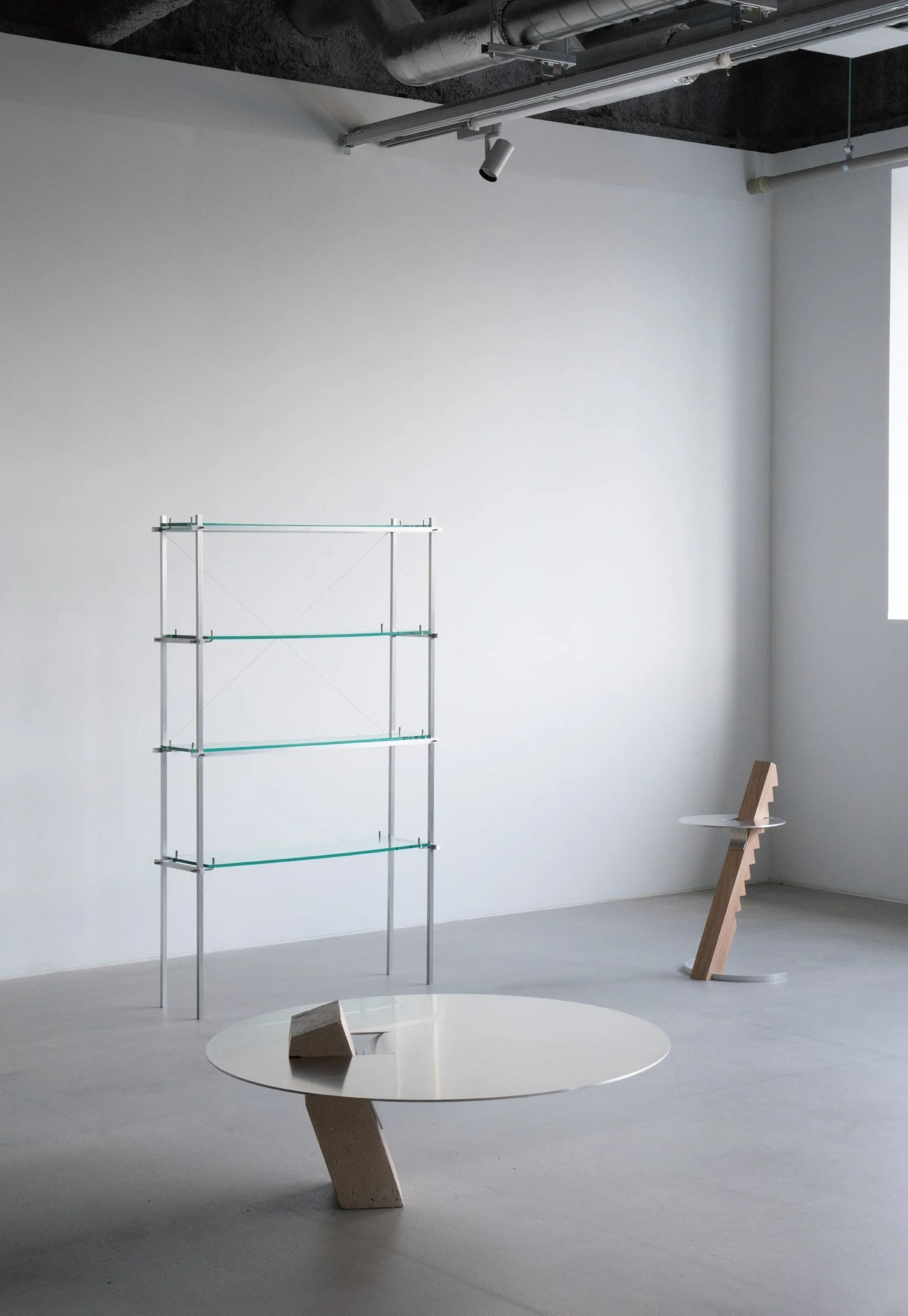 TIDE/WRENCHSHELF by Chen Yuchuan
