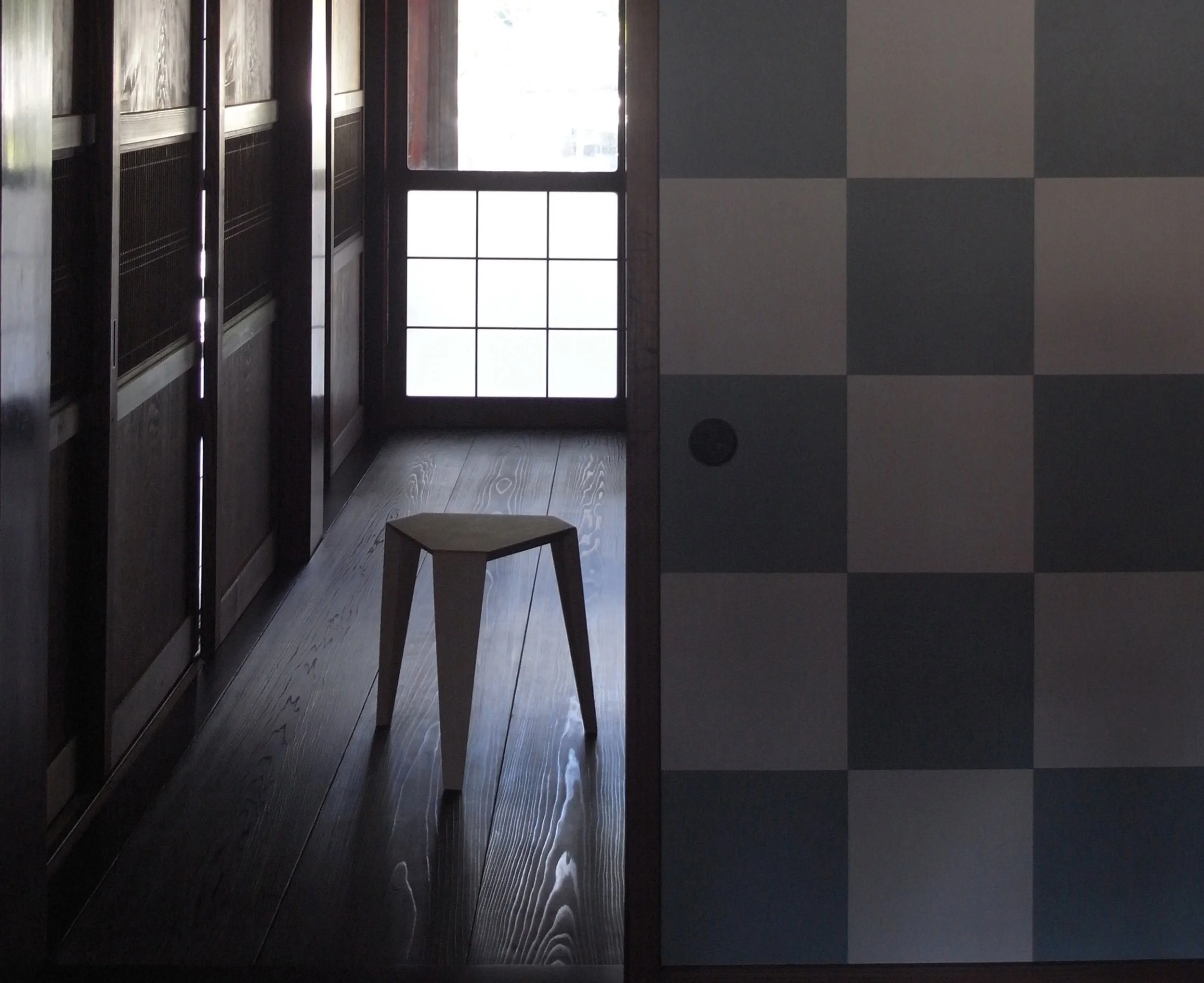koizumi-studio-ori-stool-interior-design-magazine-idreit-16608-1.jpg