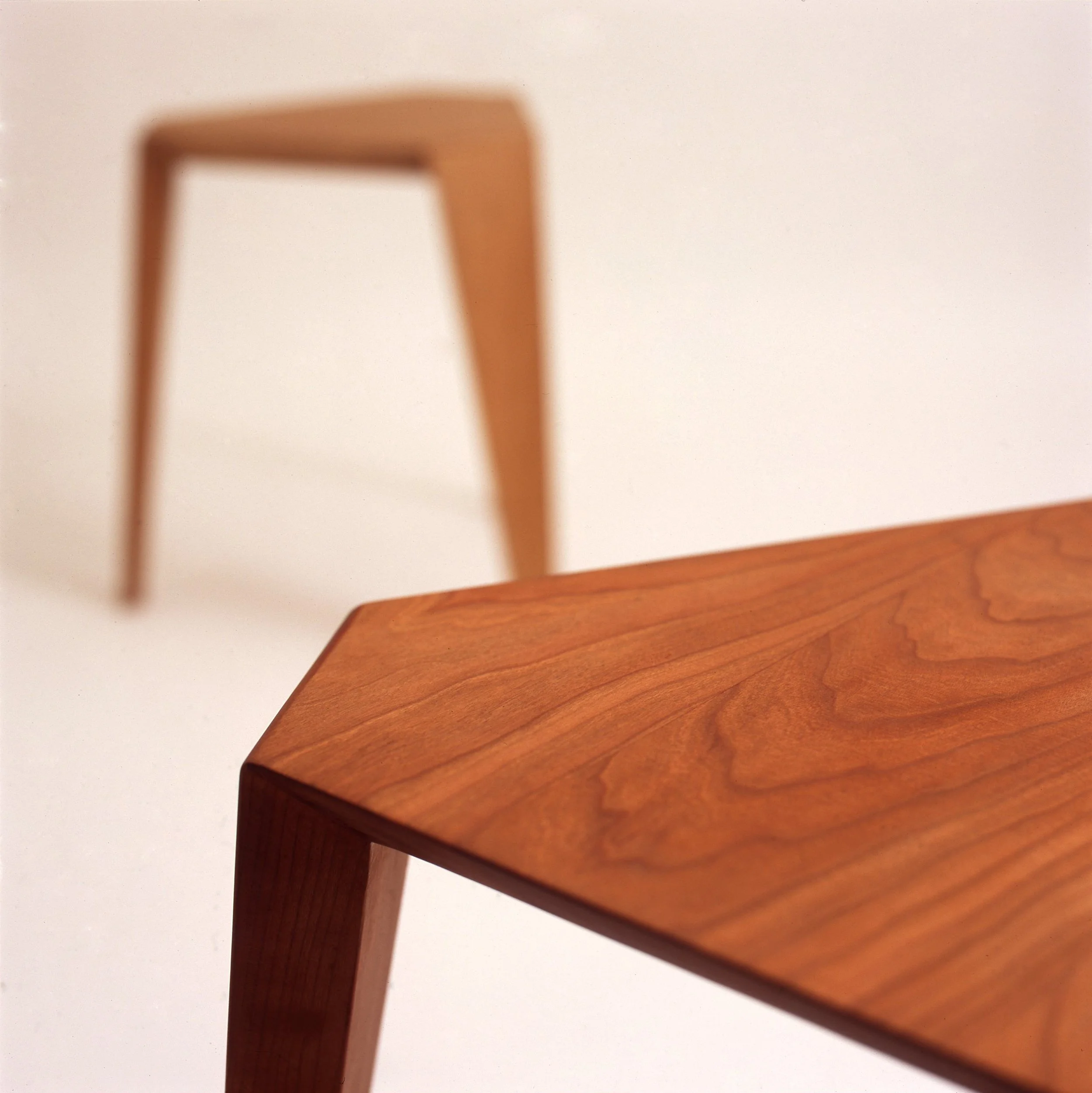ORI STOOL by Koizumi Studio