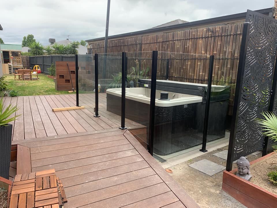 Spa Glass Fencing 
