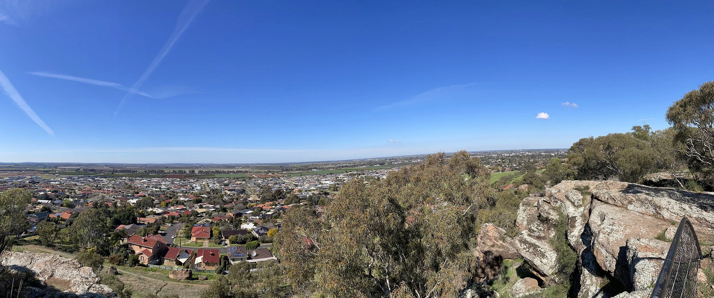 Griffith Scenic Hill, photo credit Rach Viski