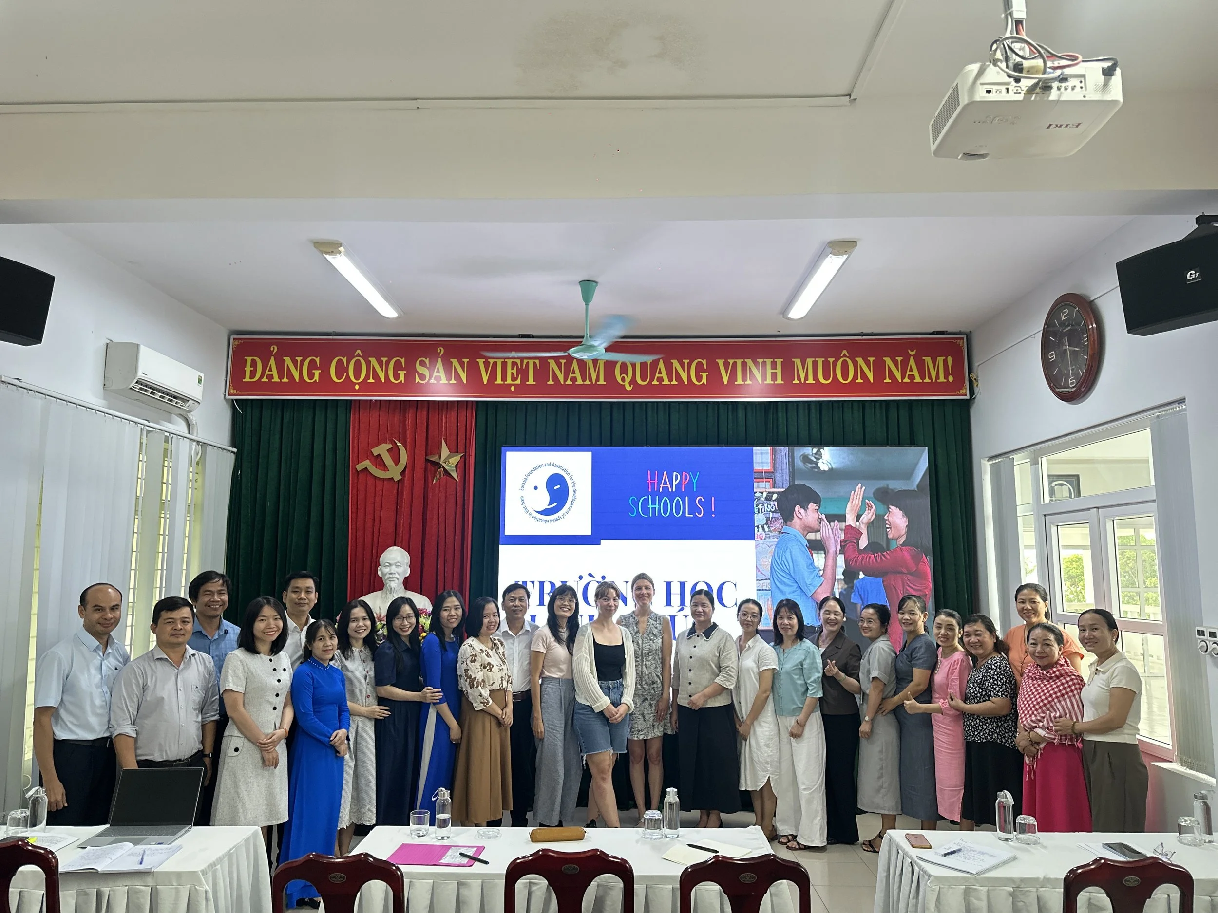 [VN] TRƯỜNG HỌC HẠNH PHÚC HUẾ BƯỚC VÀO NĂM HỌC MỚI: TÁC ĐỘNG CỦA DỰ ÁN SẼ ĐƯỢC ĐÁNH GIÁ BỞI MỘT NGHIÊN CỨU QUỐC TẾ