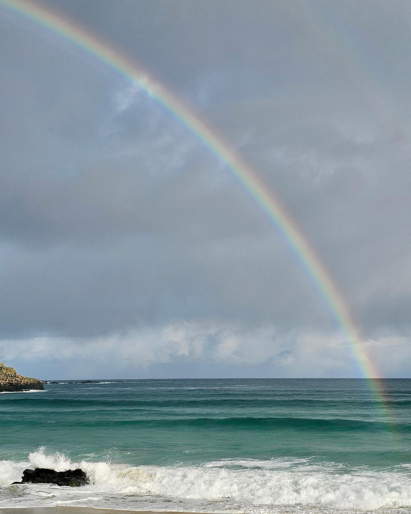 Still Rainbow Season 

🌧️ ☀️ 🌈