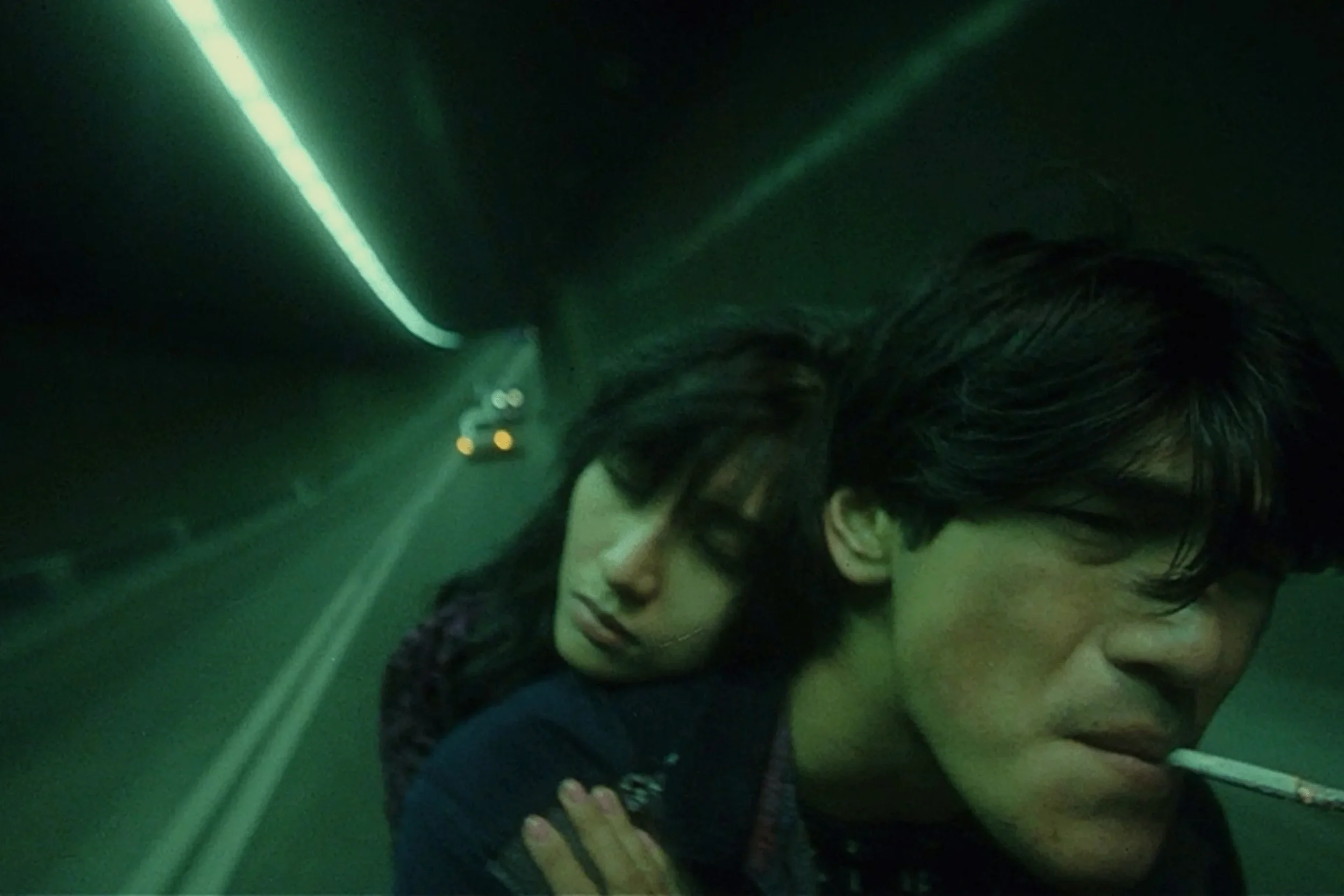 DUST – Sky Is Falling