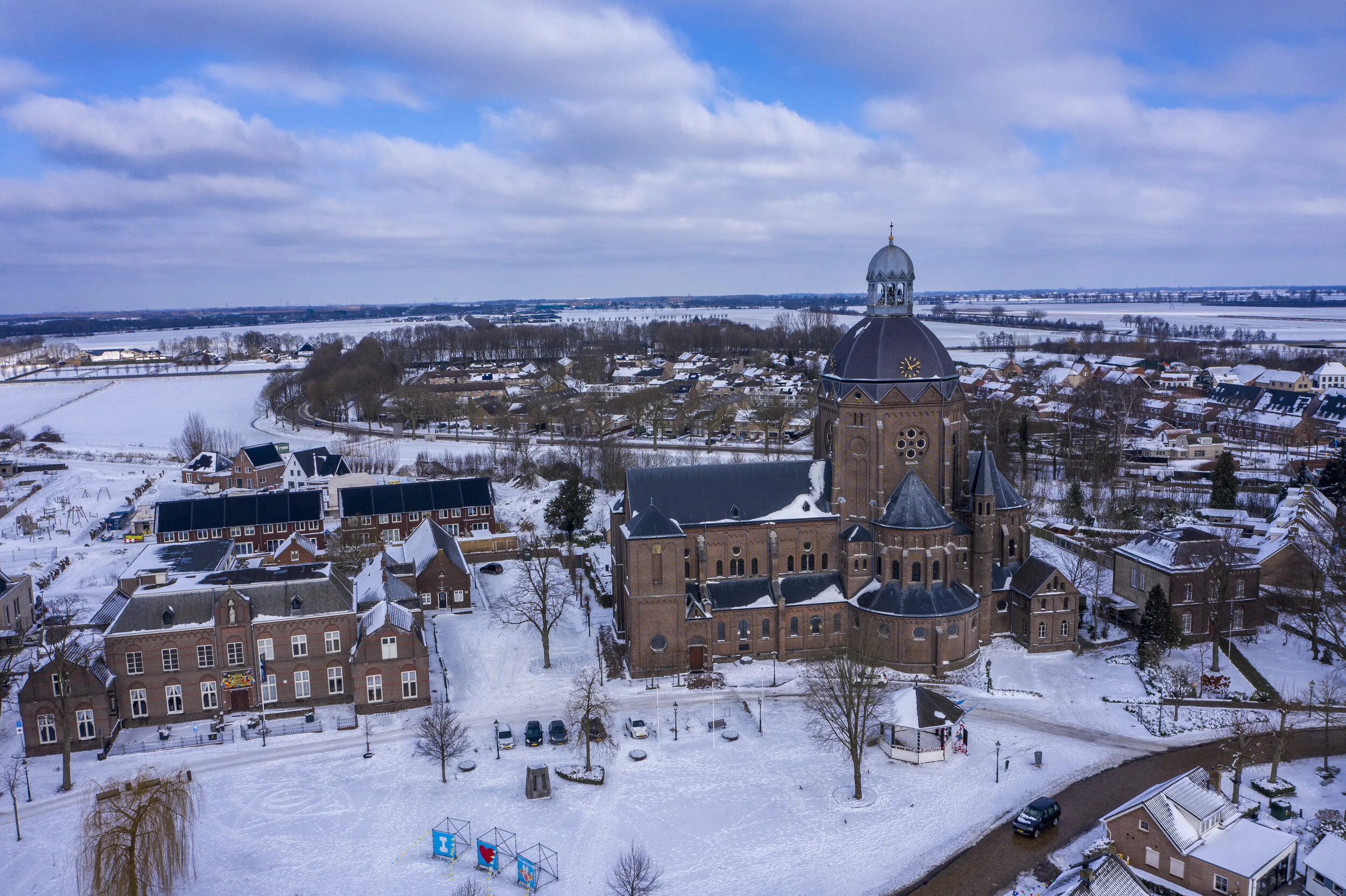 Raamsdonk in de sneeuw