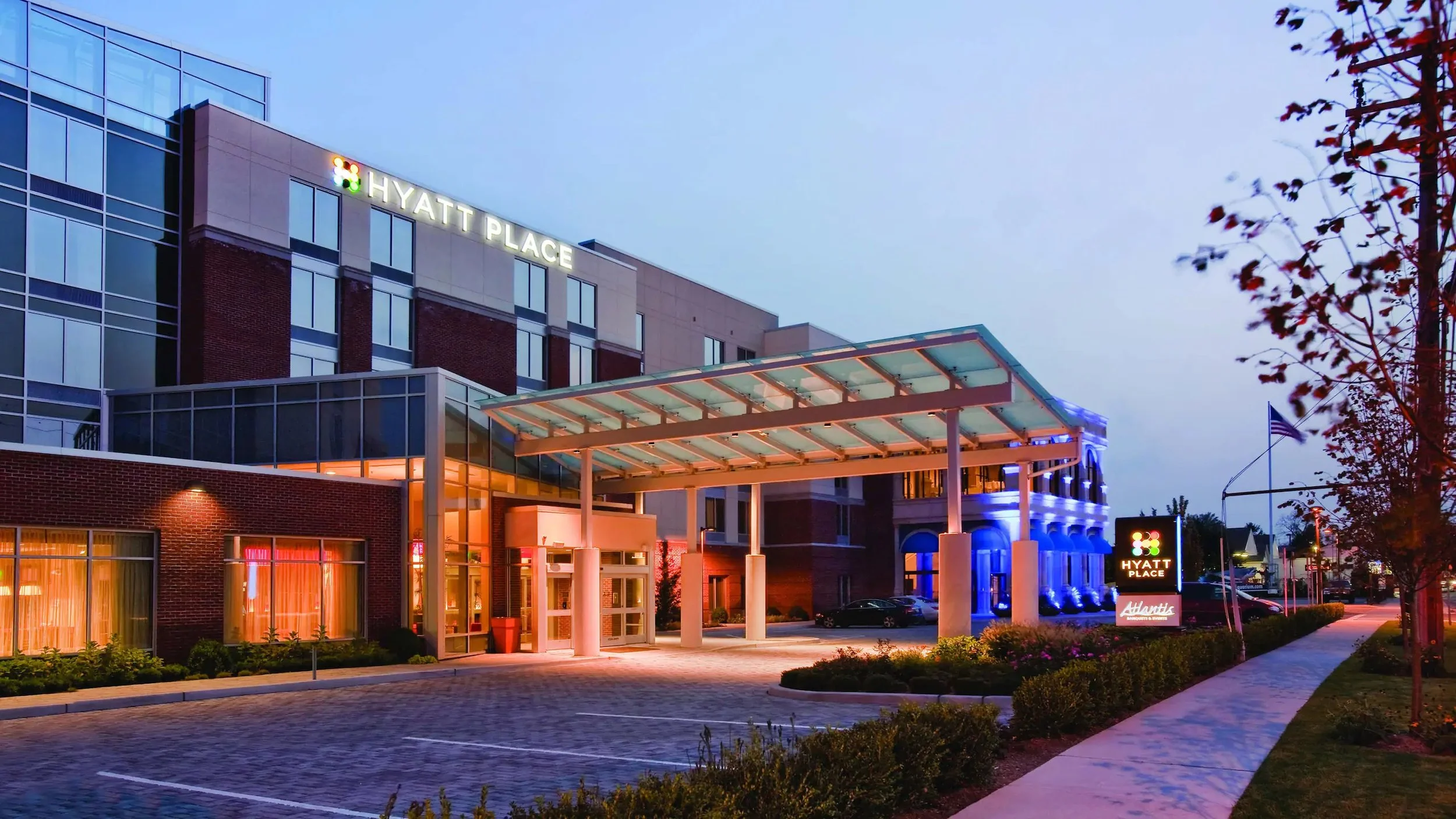 Hyatt-Place-Long-Island-East-End-P007-Exterior.16x9.jpg