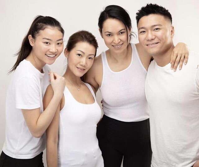 We LOVE this shot from our photoshoot for Vinoble Cosmetics. 💕