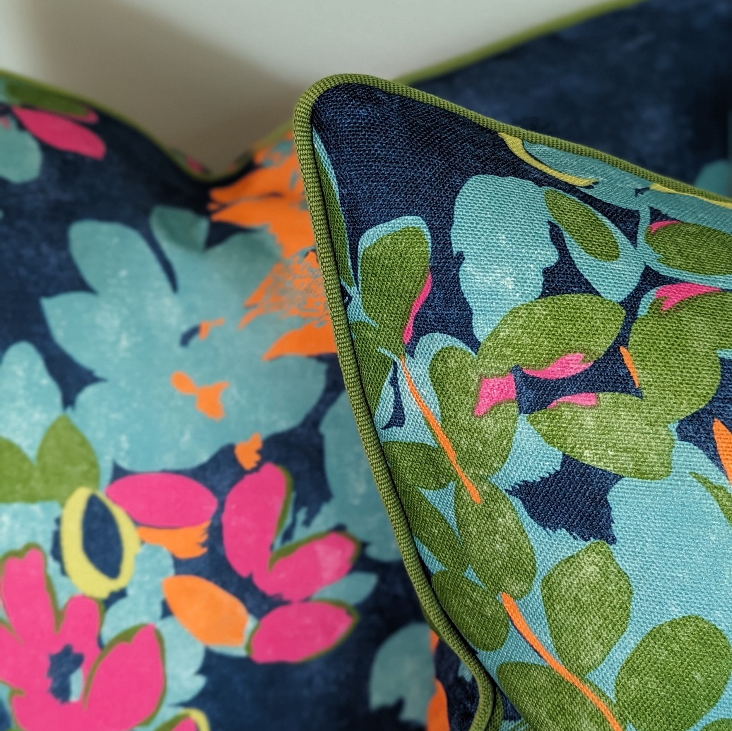 Schumacher Vanderbilt Velvet Lumbar Styled With Navy schumacher-vanderbilt-velvet-lumbar-styled-with-navy