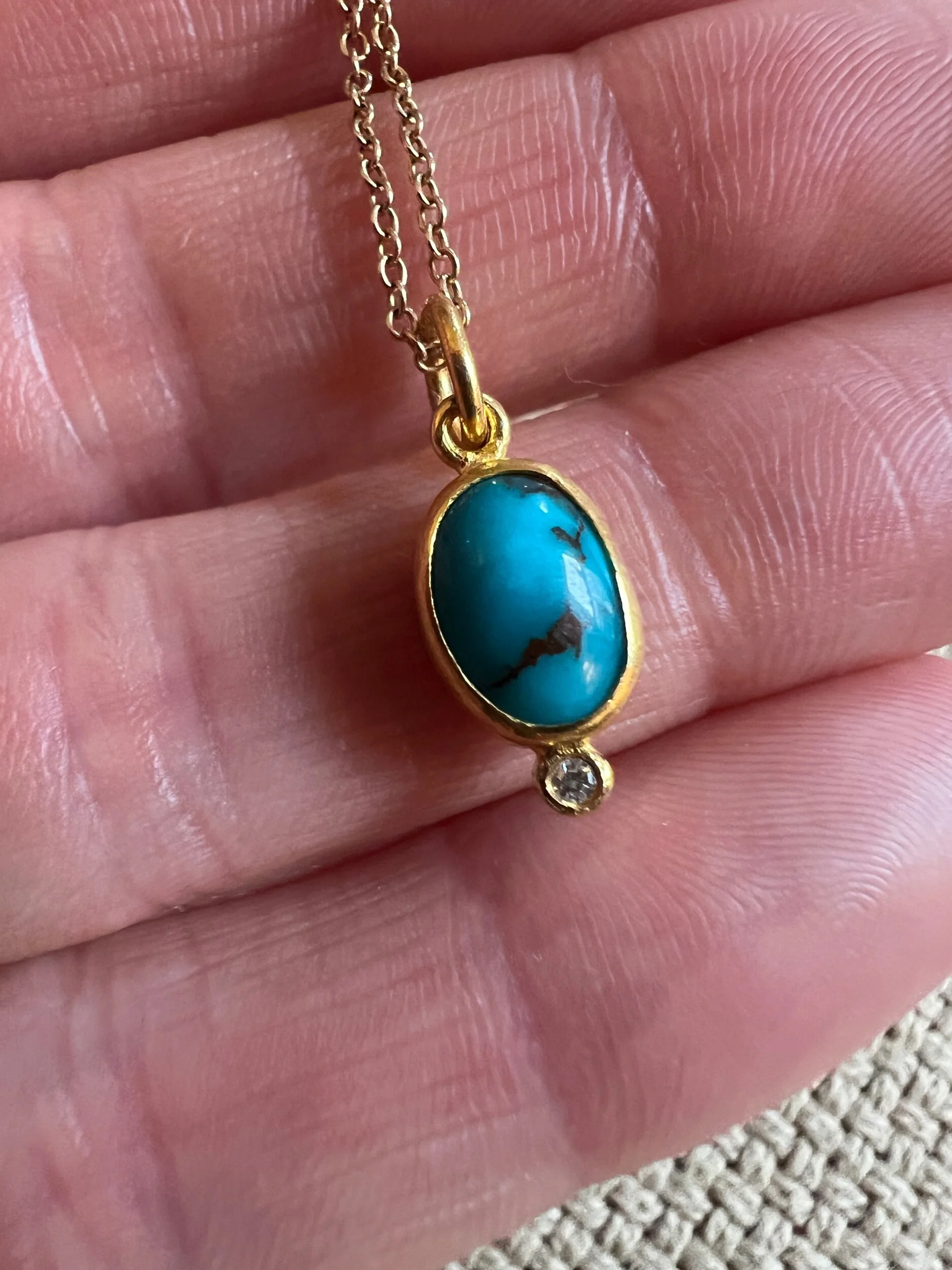 B75A5D35-8677-46B9-B868-7A5245C040F1