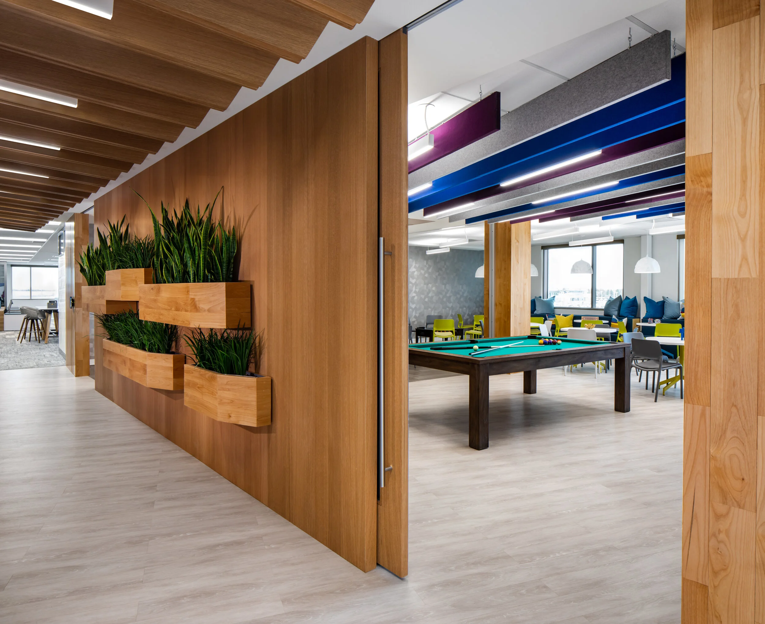 Upper Left Photography - SCM Insurance HQ-21.jpg