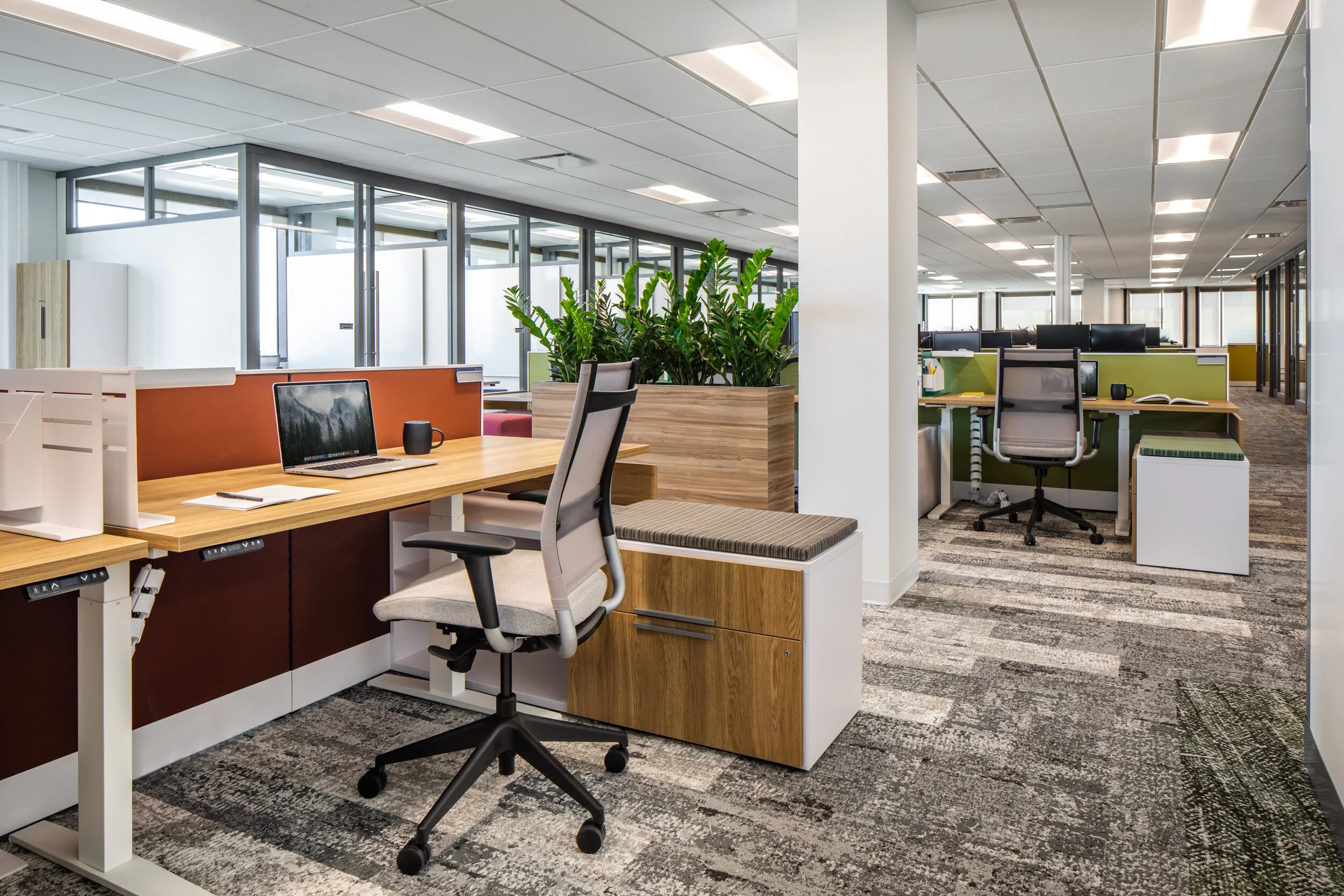 Upper Left Photography - SCM Insurance HQ-35.jpg