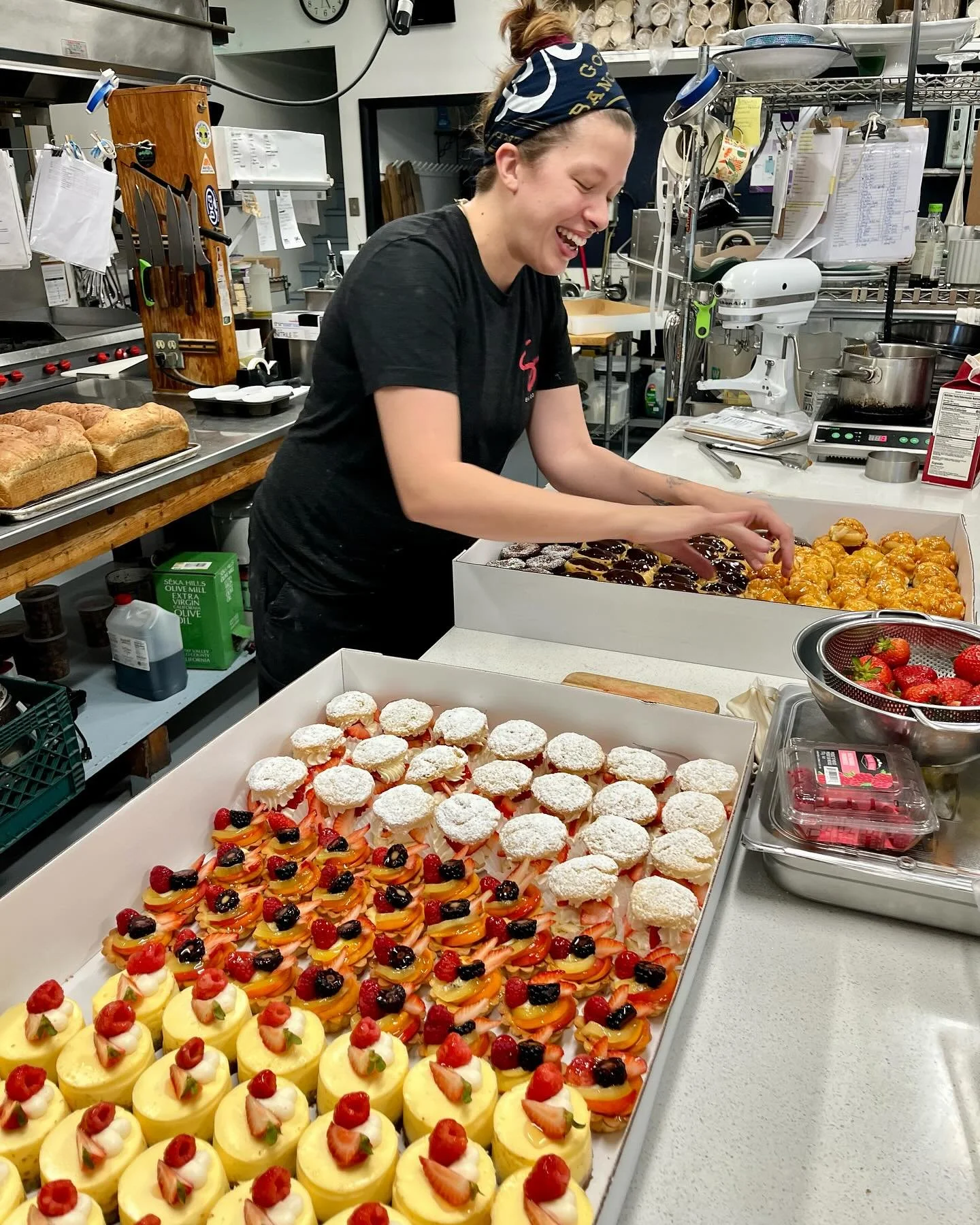 Alyssa in her element.  Wedding decadence.

#weddingsboulder #weddings #dessert #boulderbakery #bakerylife🍰 #5280eats #shamanesbakery