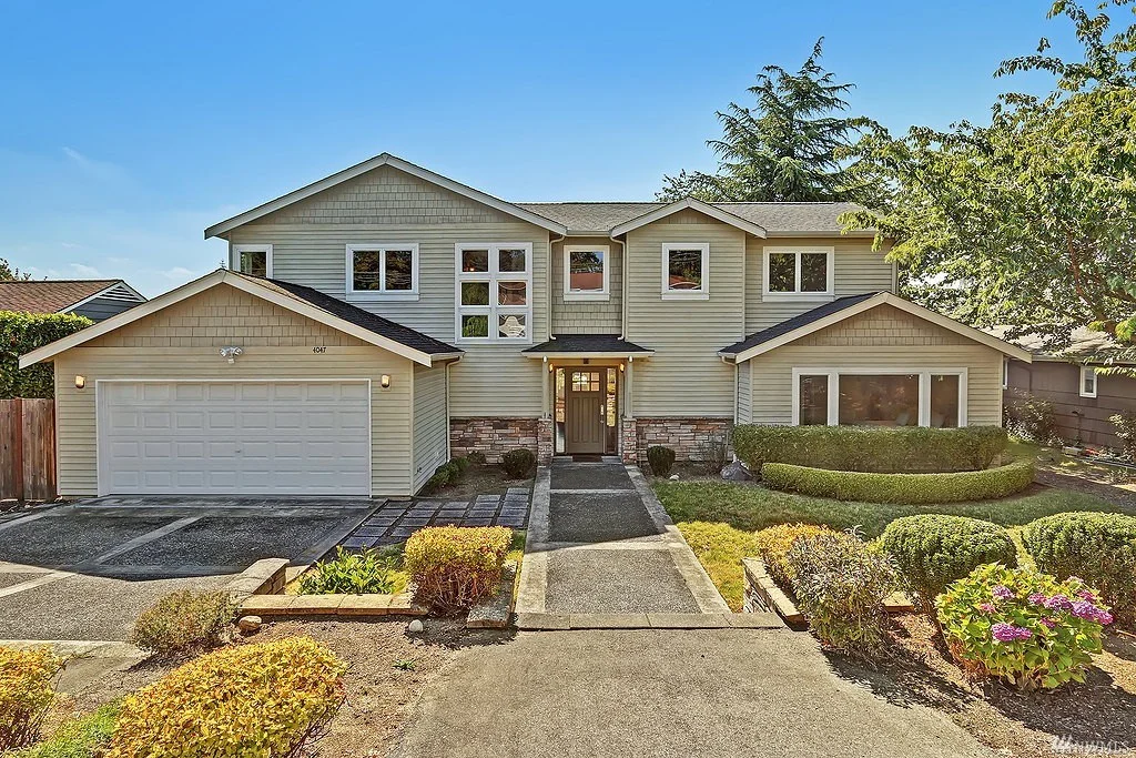 4047 85th Ave SE | $1,460,000