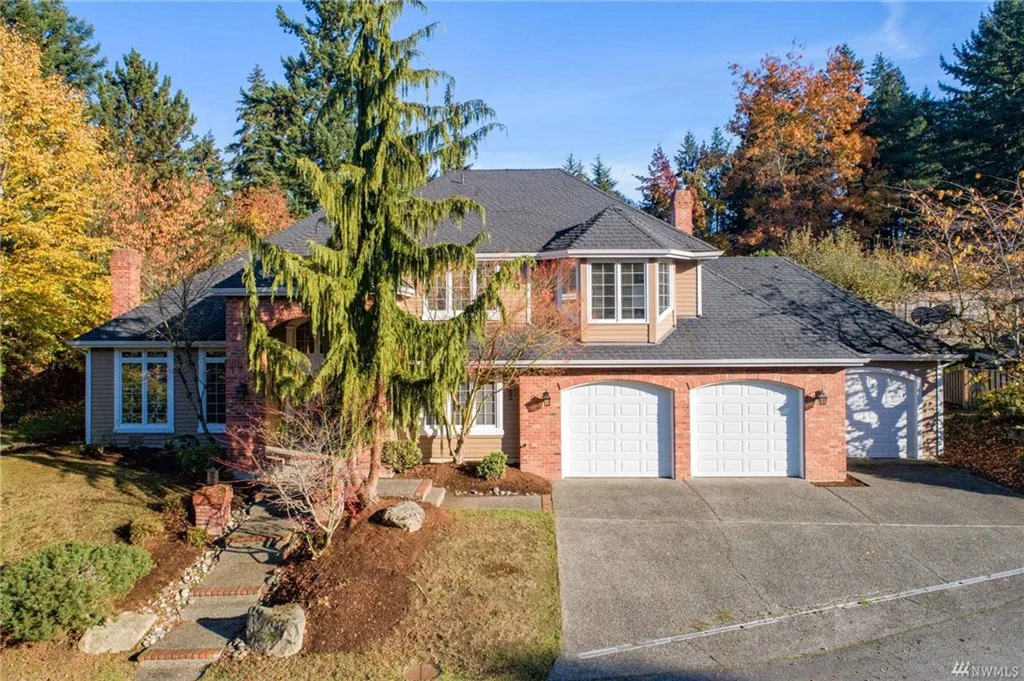 7202 79th Ave SE | $1,536,500