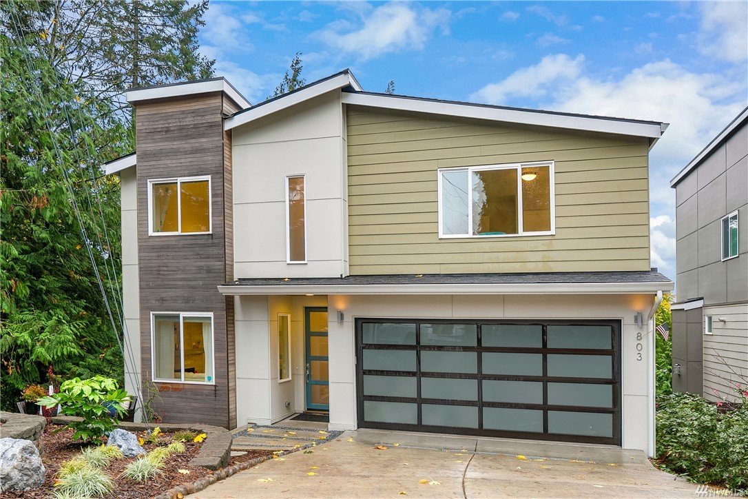 803 206th Ave NE | $1,750,000