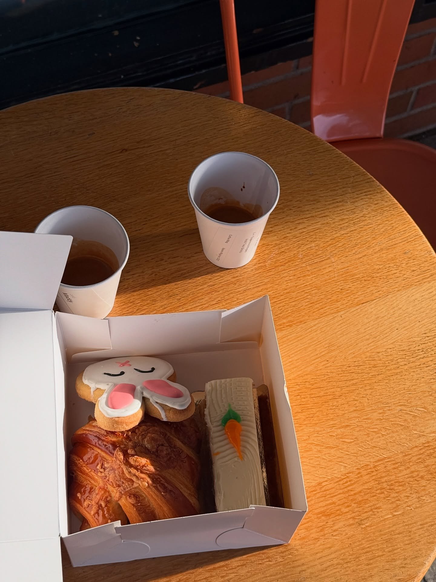 We&rsquo;ll leave the eggs to the Easter Bunny, the pastries to @petitpierrebakery , and the carrots to the shih tzus&hellip;but if you&rsquo;re hunting for the right home, we&rsquo;re your people.

Spring tends to bring clarity with it. Fresh light,