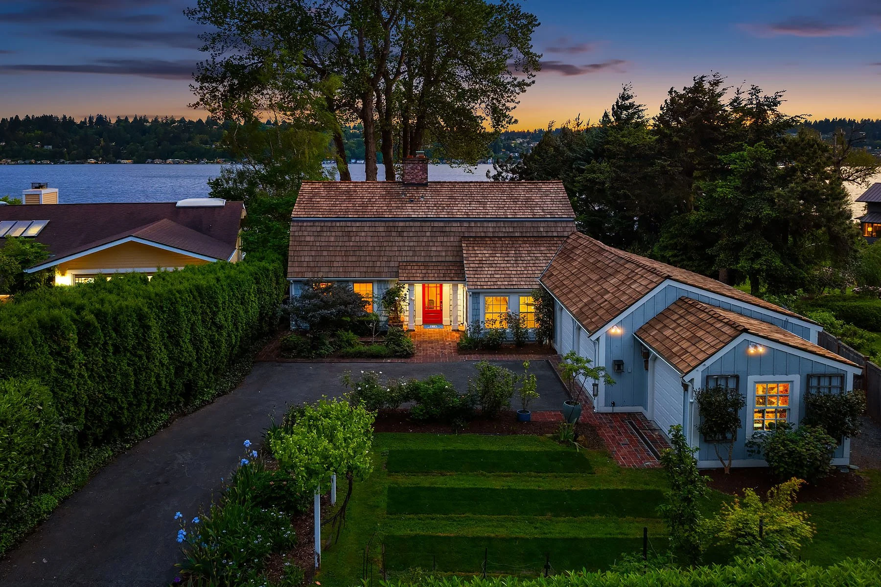 Lake-Washington-waterfront-home-private-dock.jpg