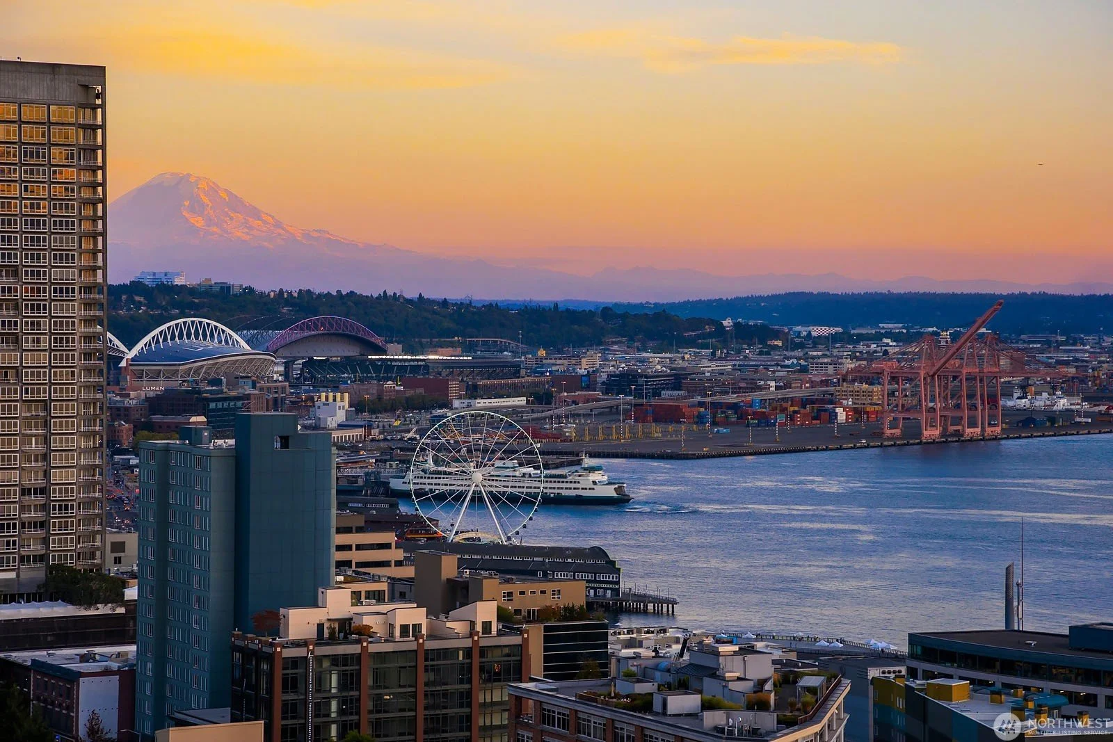 2600 2nd Ave, Seattle | Panoramic views and luxurious condo life, WA, listed by RE-VESTA Group