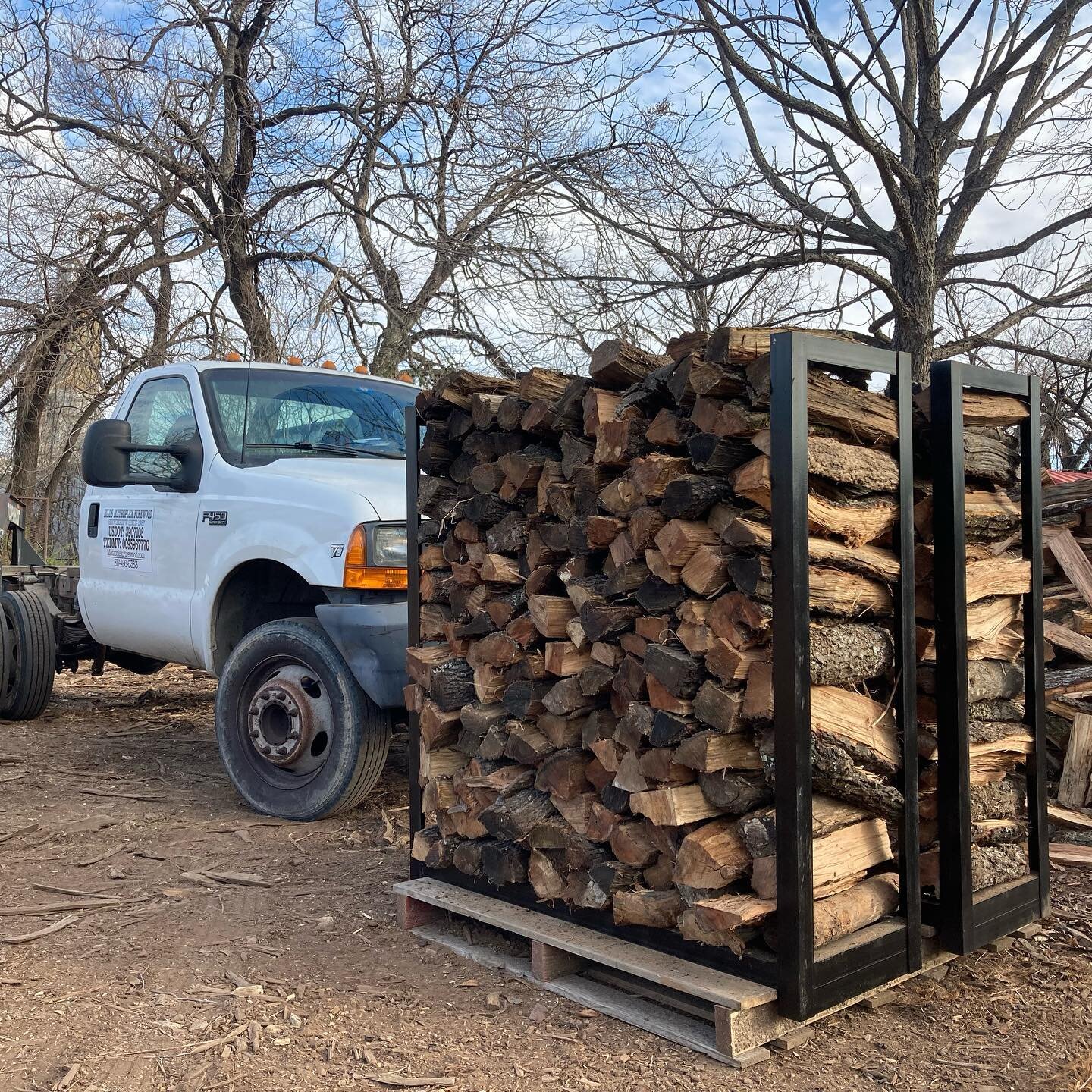 Ready and willing for commercial customers #bbq #dallas #ftworth #hickory #pecan #postoak #mesquite