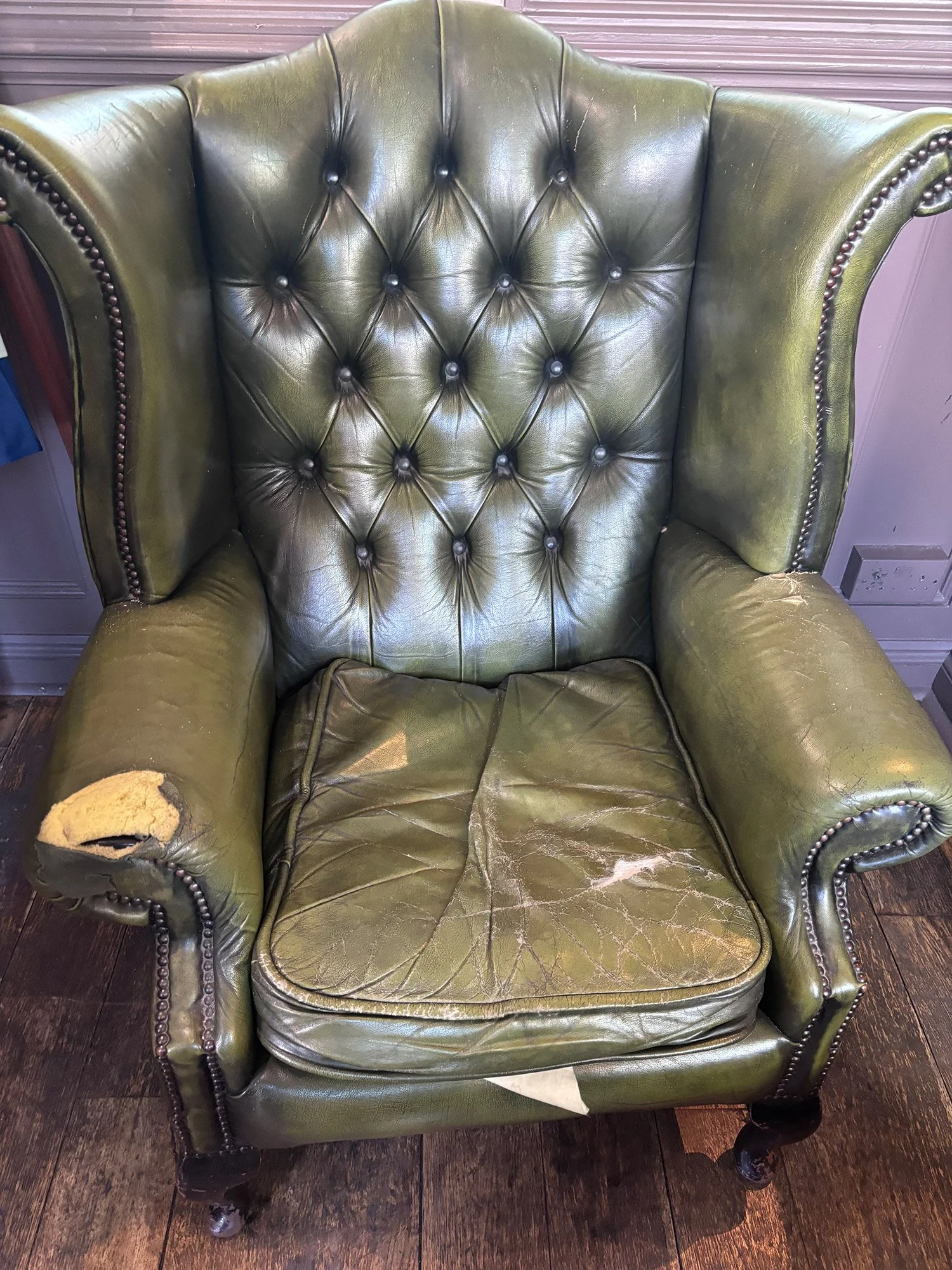 Leather-Armchair-Upholstery-Kensington-London-2.jpg