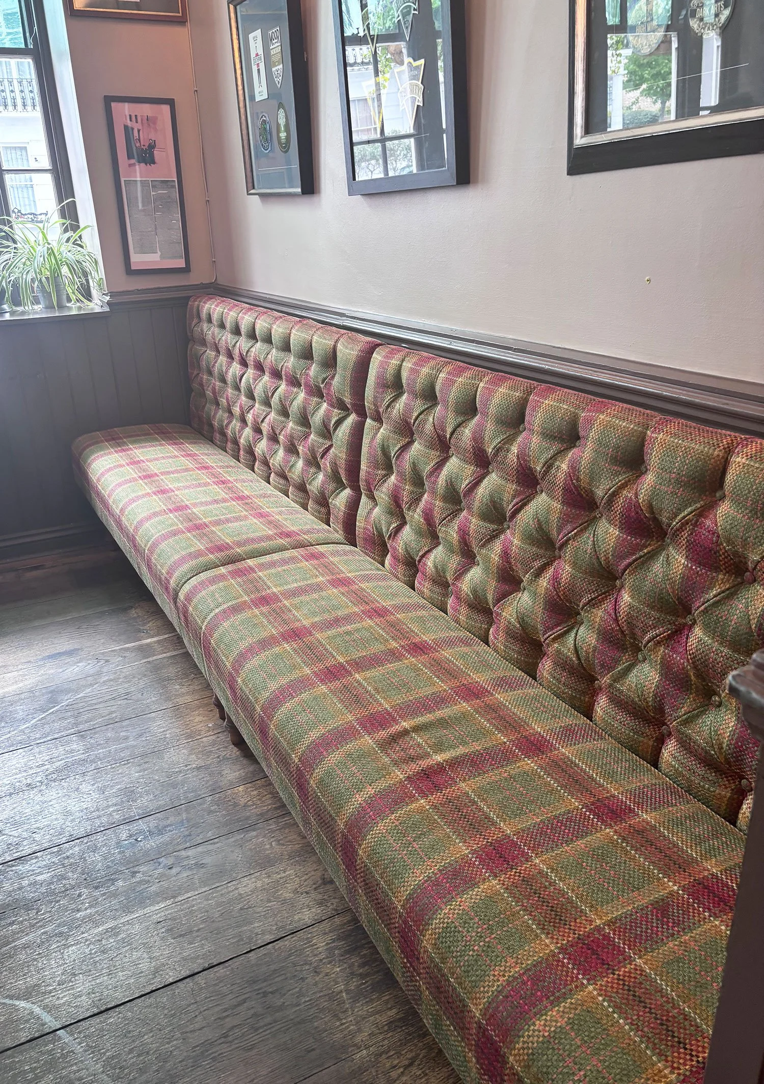Pub-Seating-Upholstery-Refurbishment-Kensington.jpg