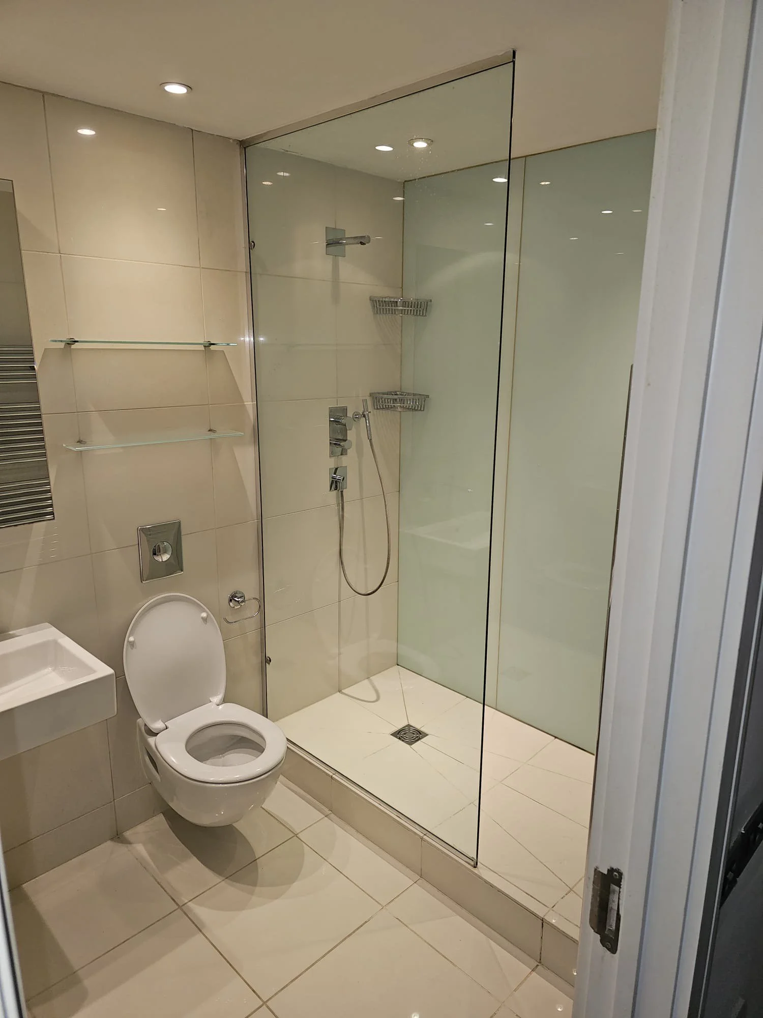 Bathroom-Refurbishment-East-Putney-London.jpg