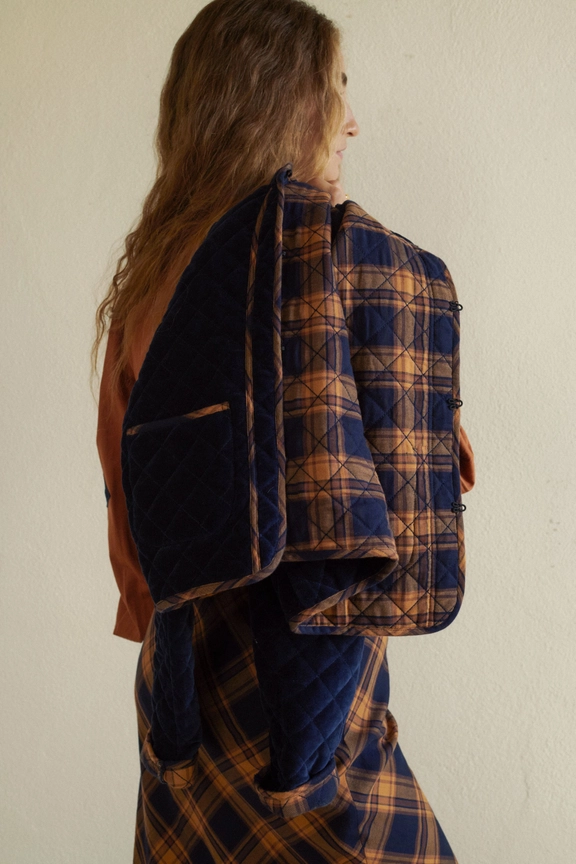 Quilted Navy Velvet Jacket 4.png