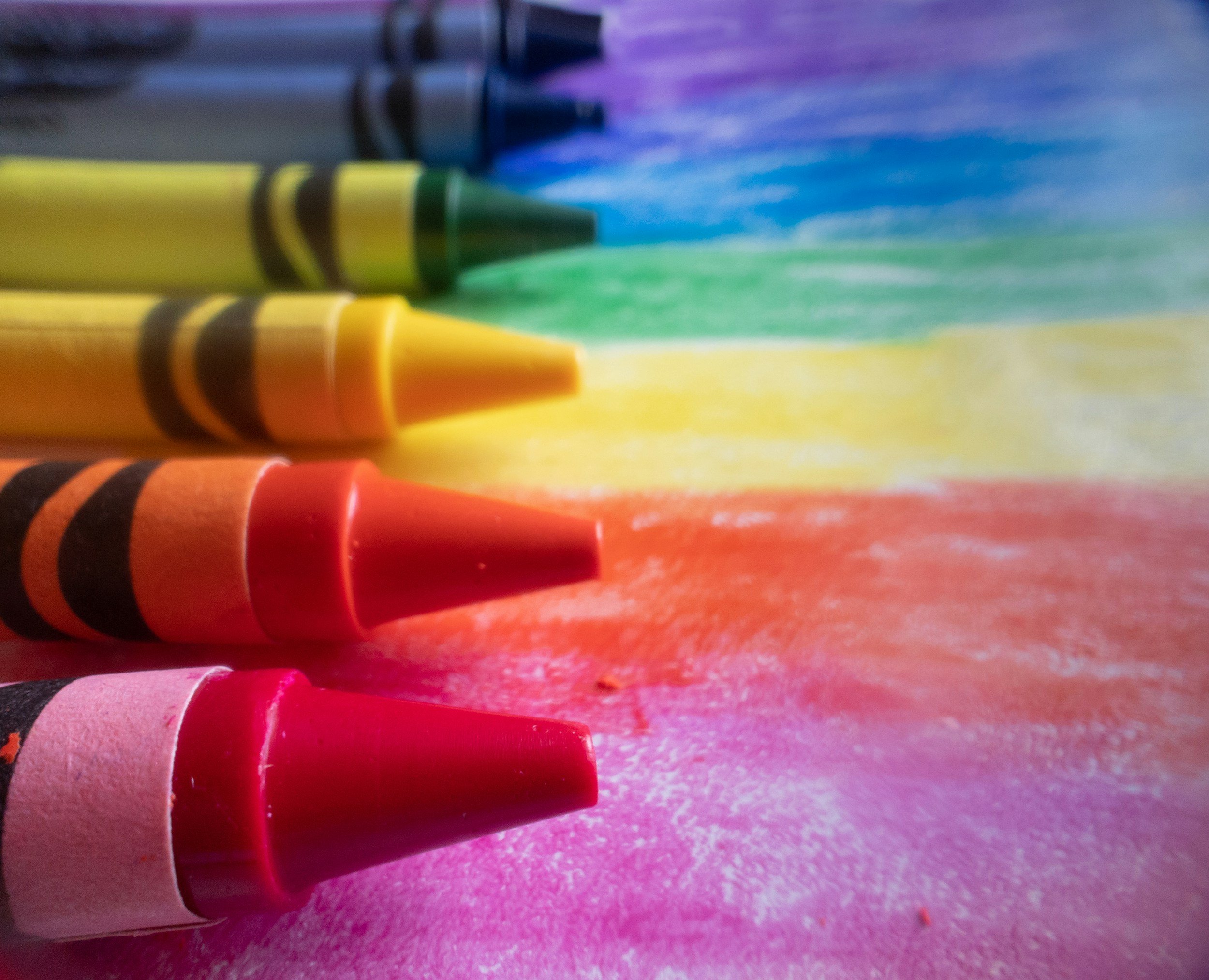 crayons in rainbow colours