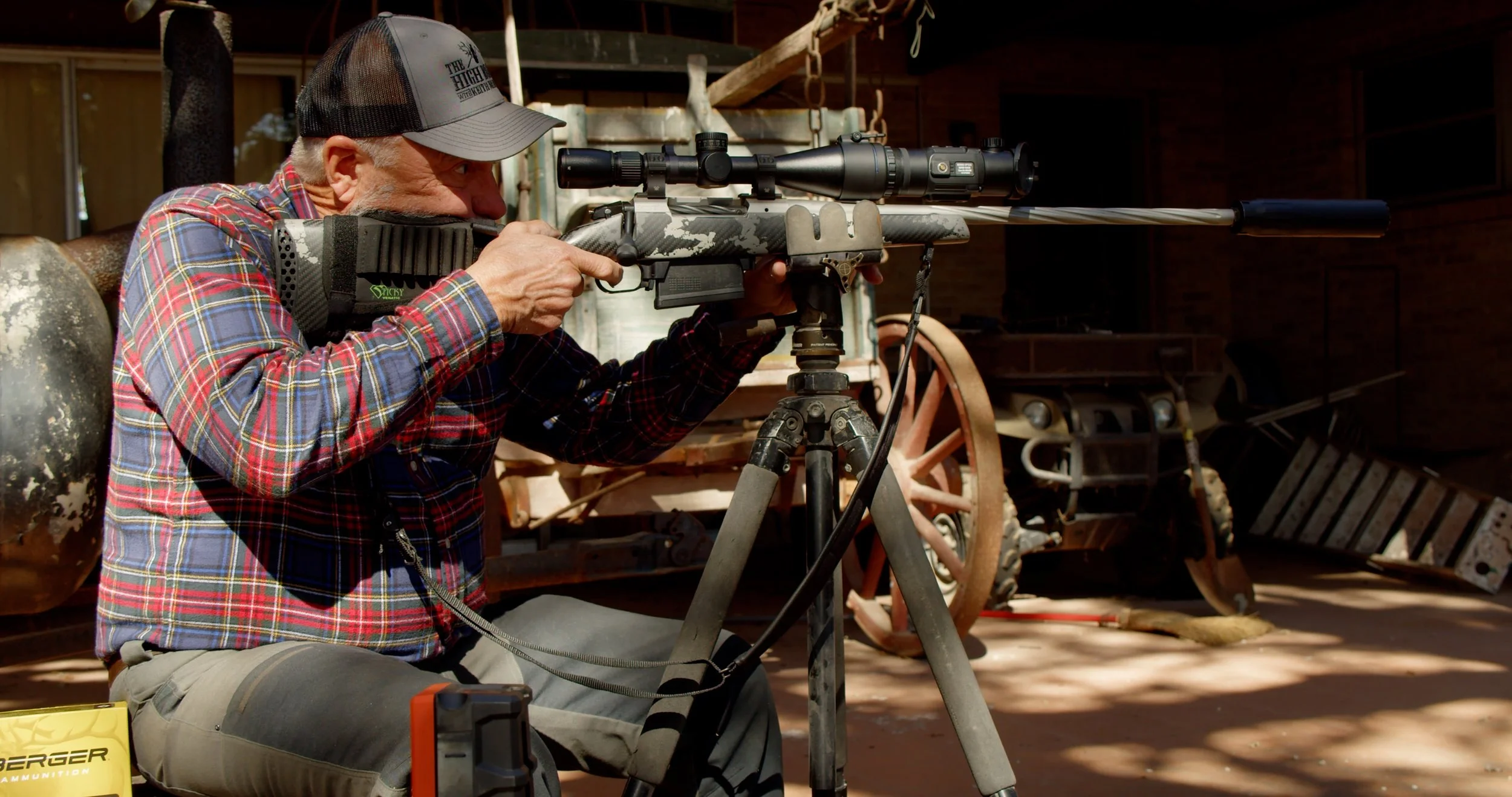 FID111_Bering Clip On Hog Hunt 2026-Black Magic-VID-A037_01091751_C014.mp4.17_52_19_09.Still003.jpg