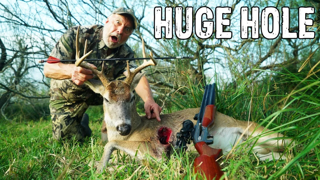 Broadhead Punches HUGE HOLE in BUCK!!