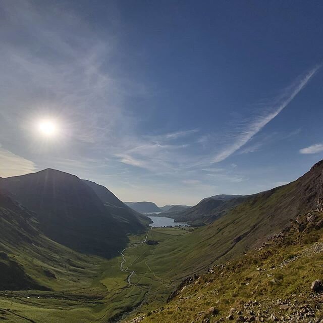 Absolute scorcher of an evening ride around Honister and Warnscale beck. What a stunning day!
.
#lakesmtb #mtb #lakedistrict #eveningride #evening #honisterpass #mountains #mountainbiking #mountainpass #mountainview #mountainskyline #loosetrails #tec