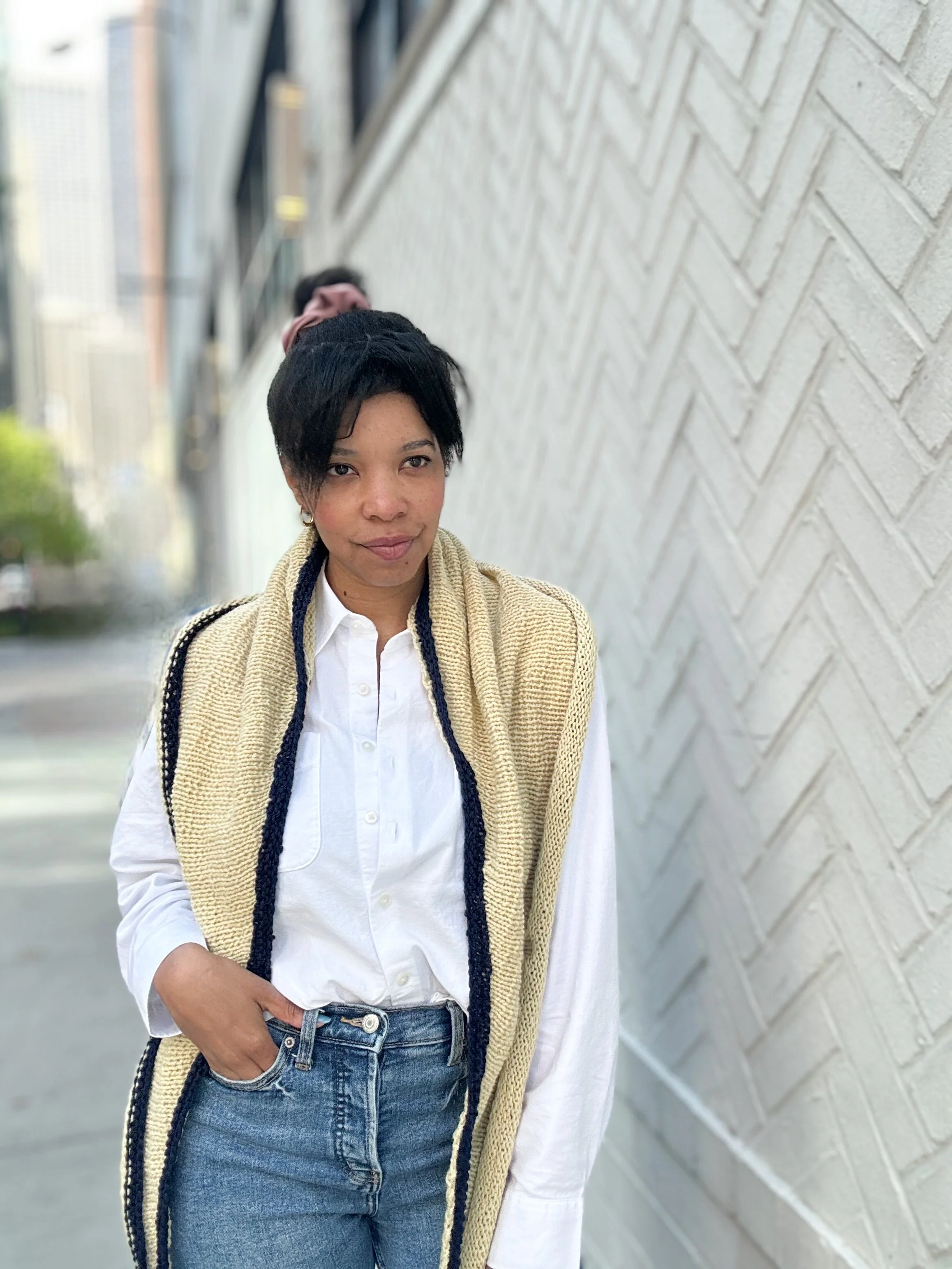 Outline Scarf 2.JPG