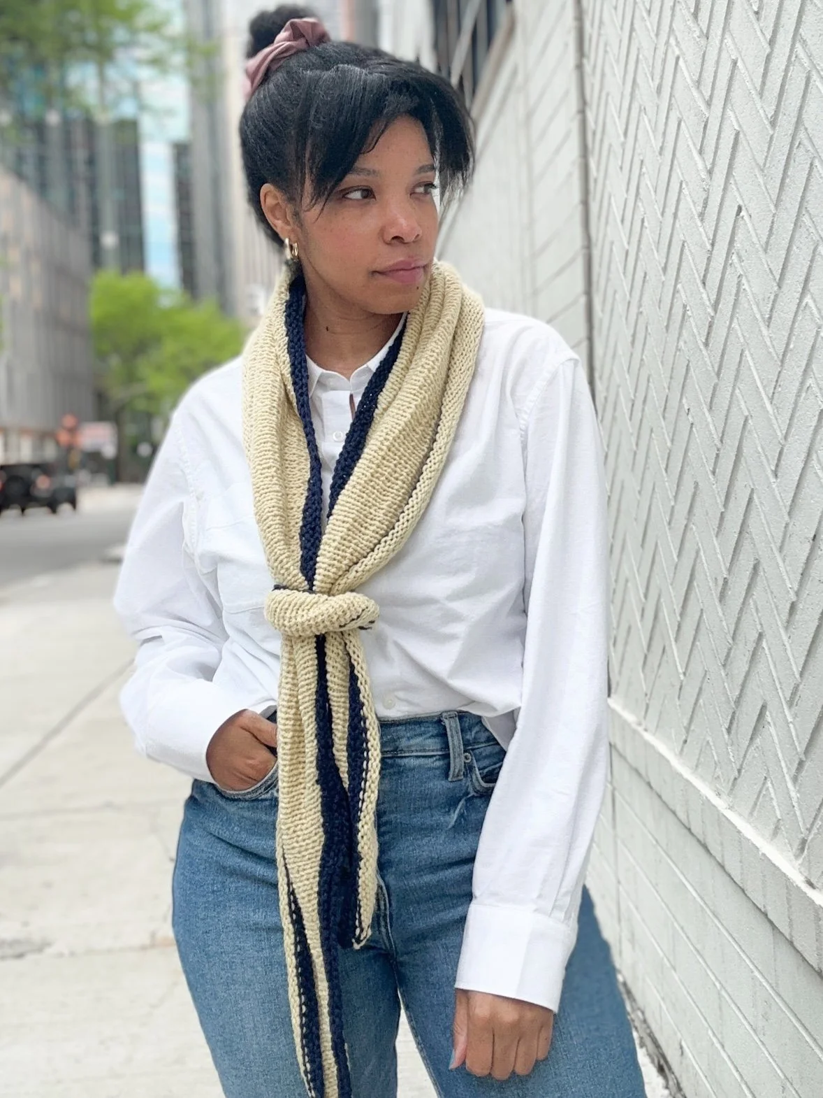 Outline Scarf 5.JPG
