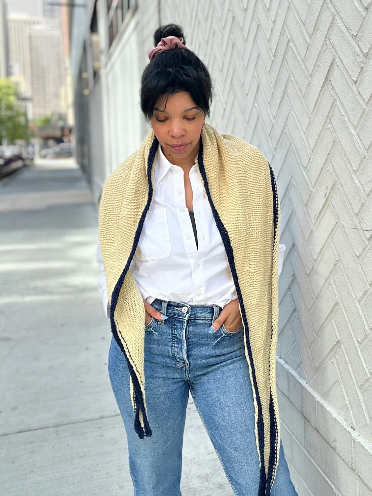 Outline Scarf 3.JPG