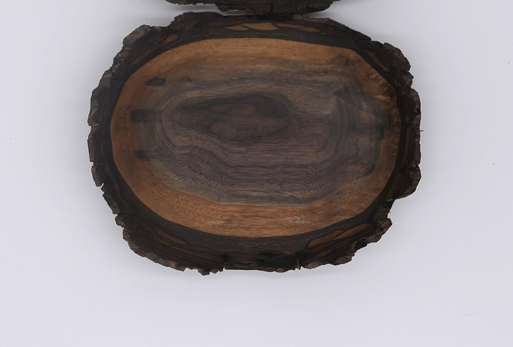 CLOS464 Walnut Live Edge Bowl 