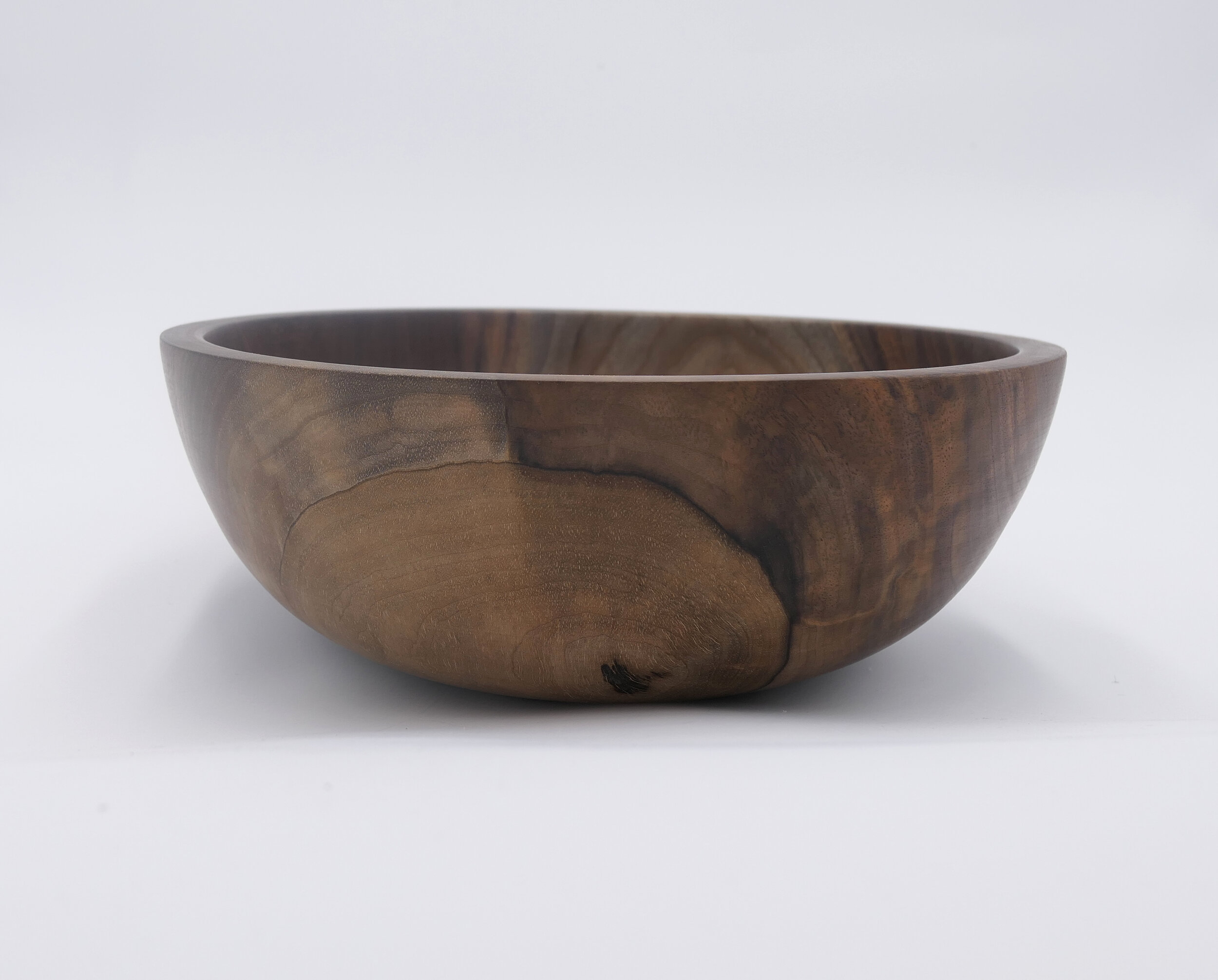 CLOS458 Walnut Bowl