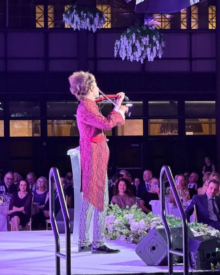 🚀 "We raised $1,550,000 and counting!" 
A number every nonprofit dreams of seeing on the big screen at the end of the night. 
At Storyboard Films, we believe your gala video can be part of your fundraising engine. Our goal is always to cra